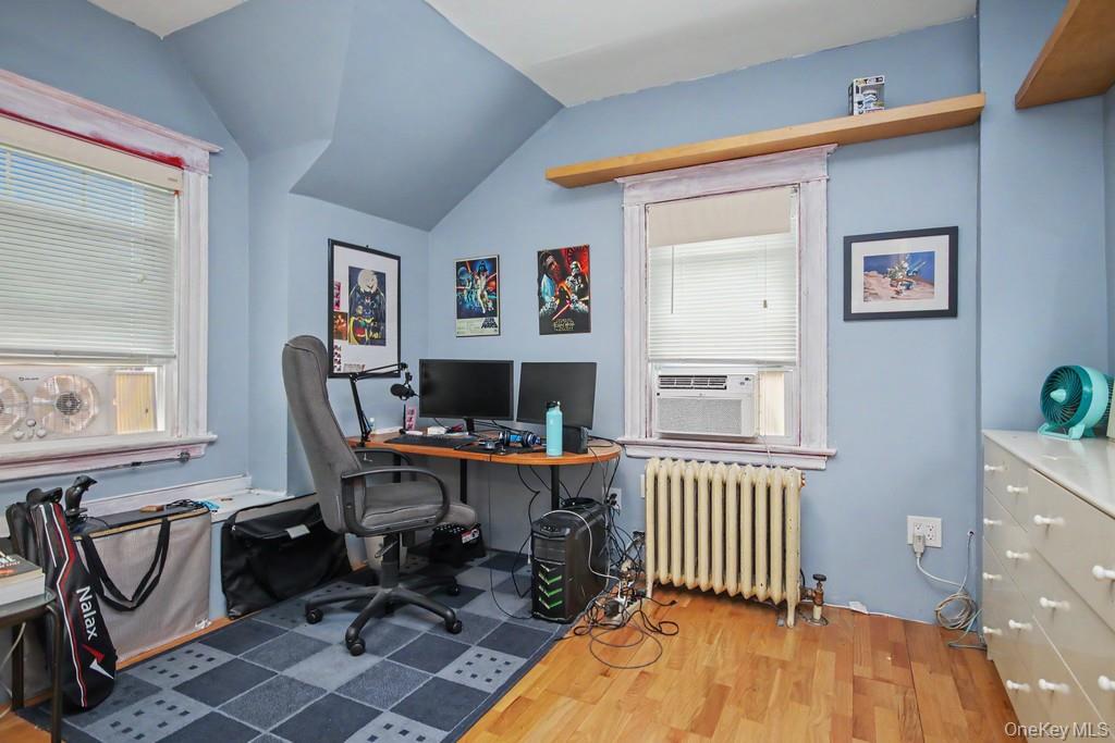 127 Wickes Avenue Property Photo 23
