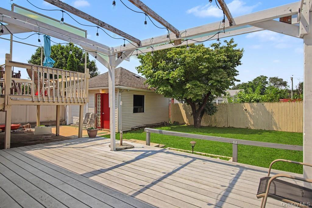 127 Wickes Avenue Property Photo 33