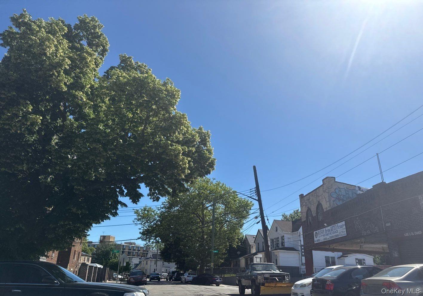 195-10 Sagamore Avenue Property Photo 4