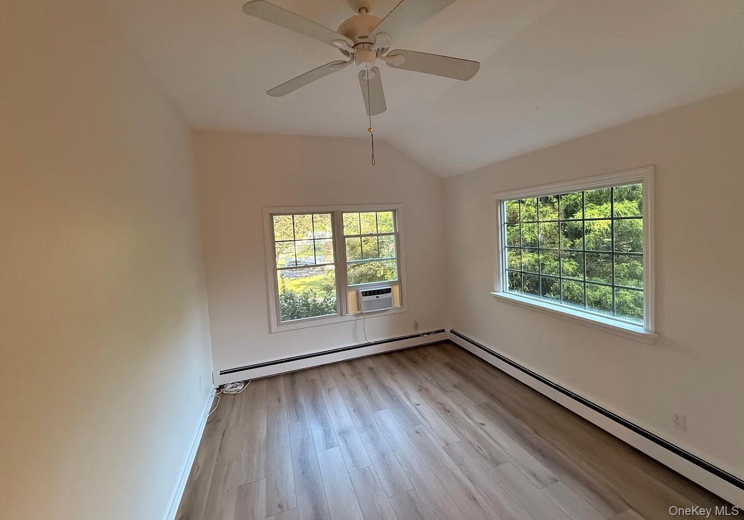 22 William Penn Drive Property Photo 6