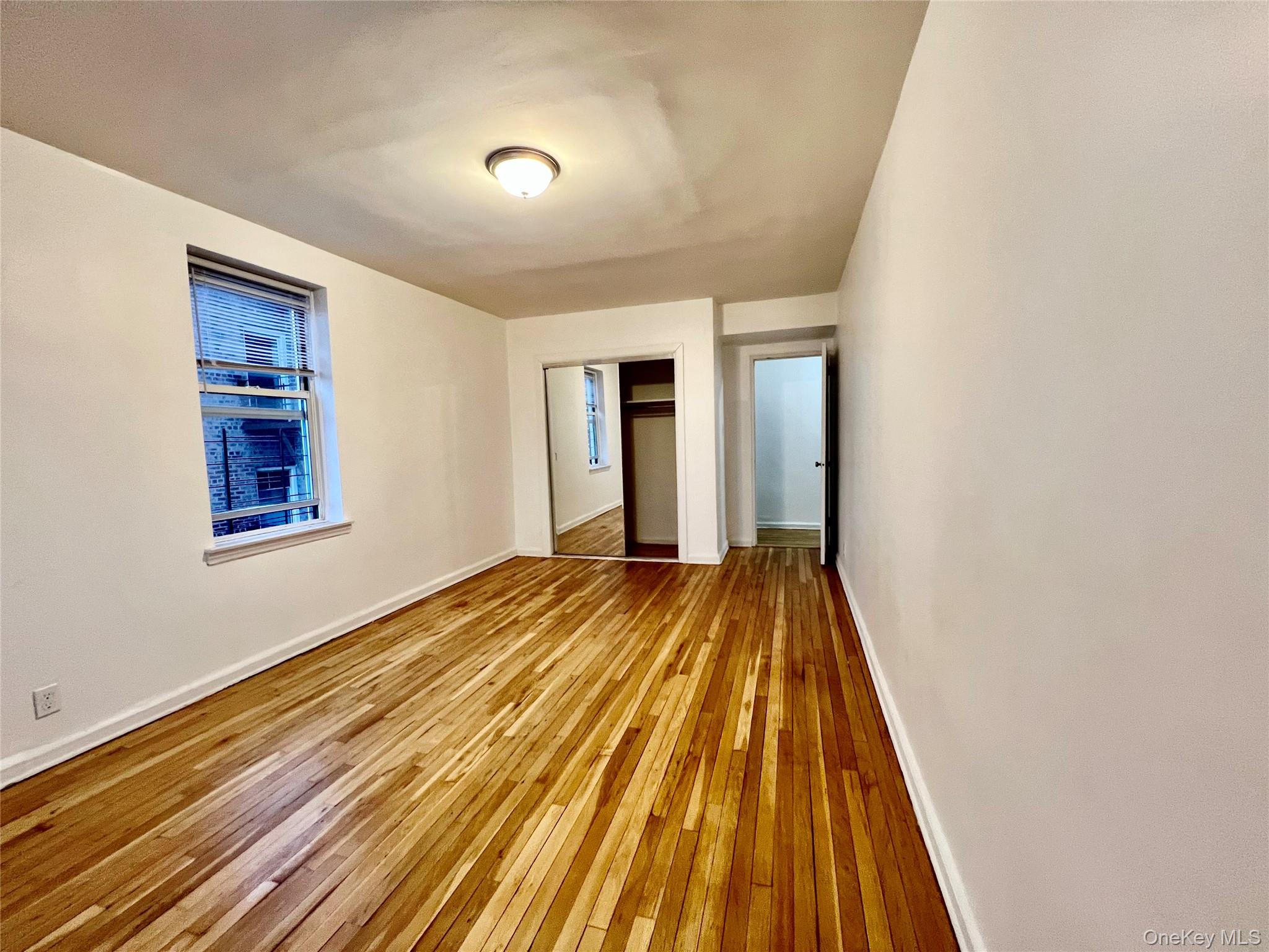 2080 Barnes Avenue 5b Property Photo 6