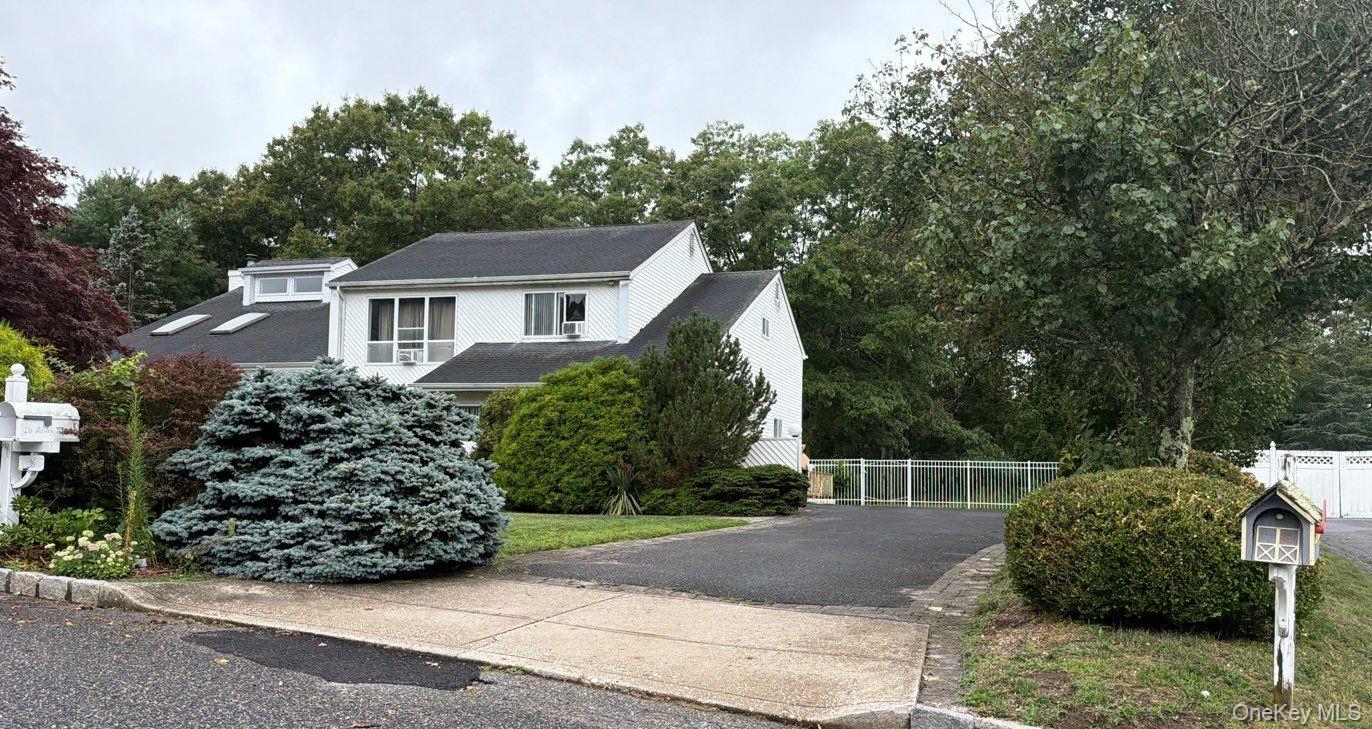 26 Bailey Lane Property Photo 1