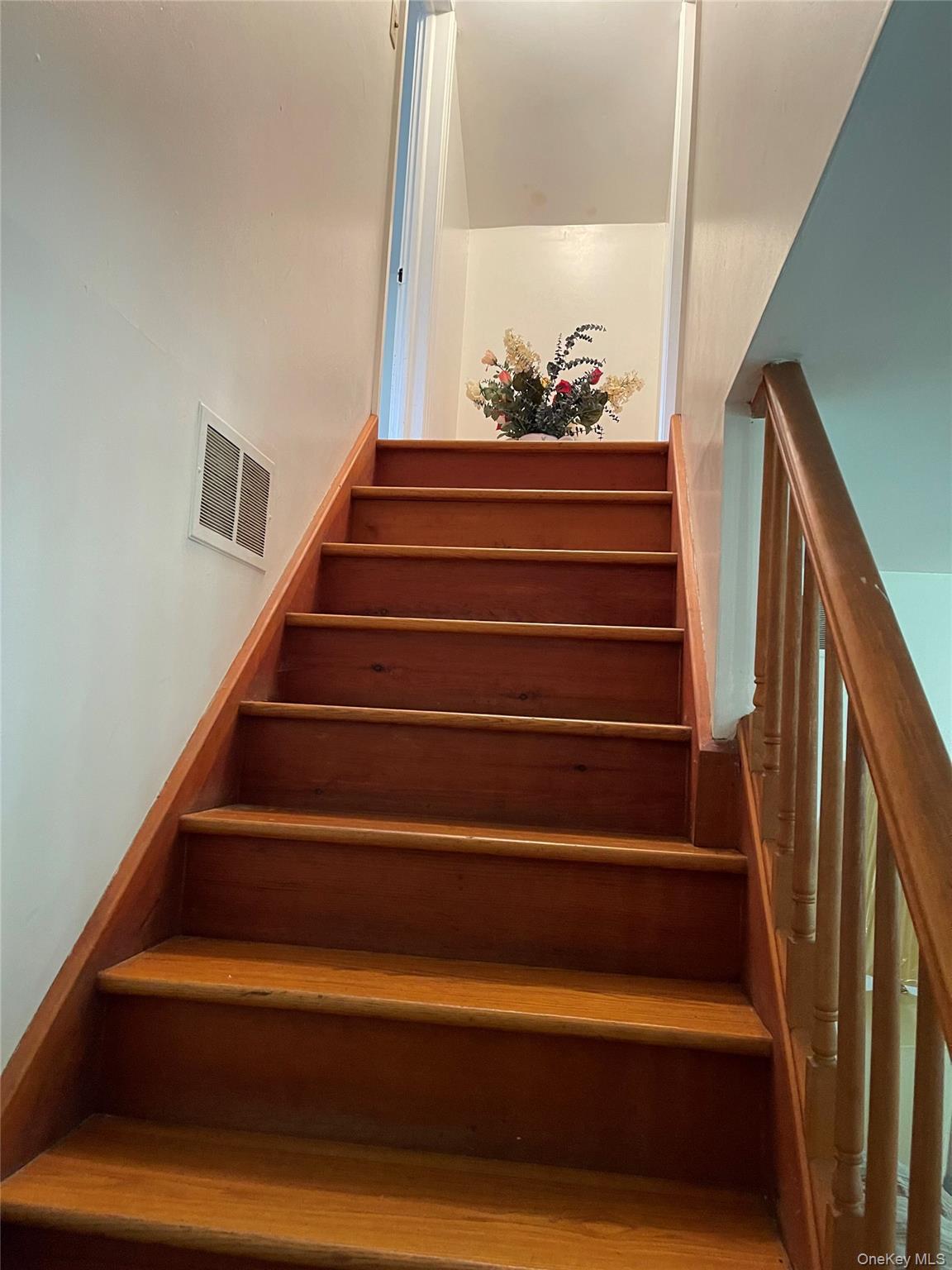 2614 Turnpike Road Property Photo 21