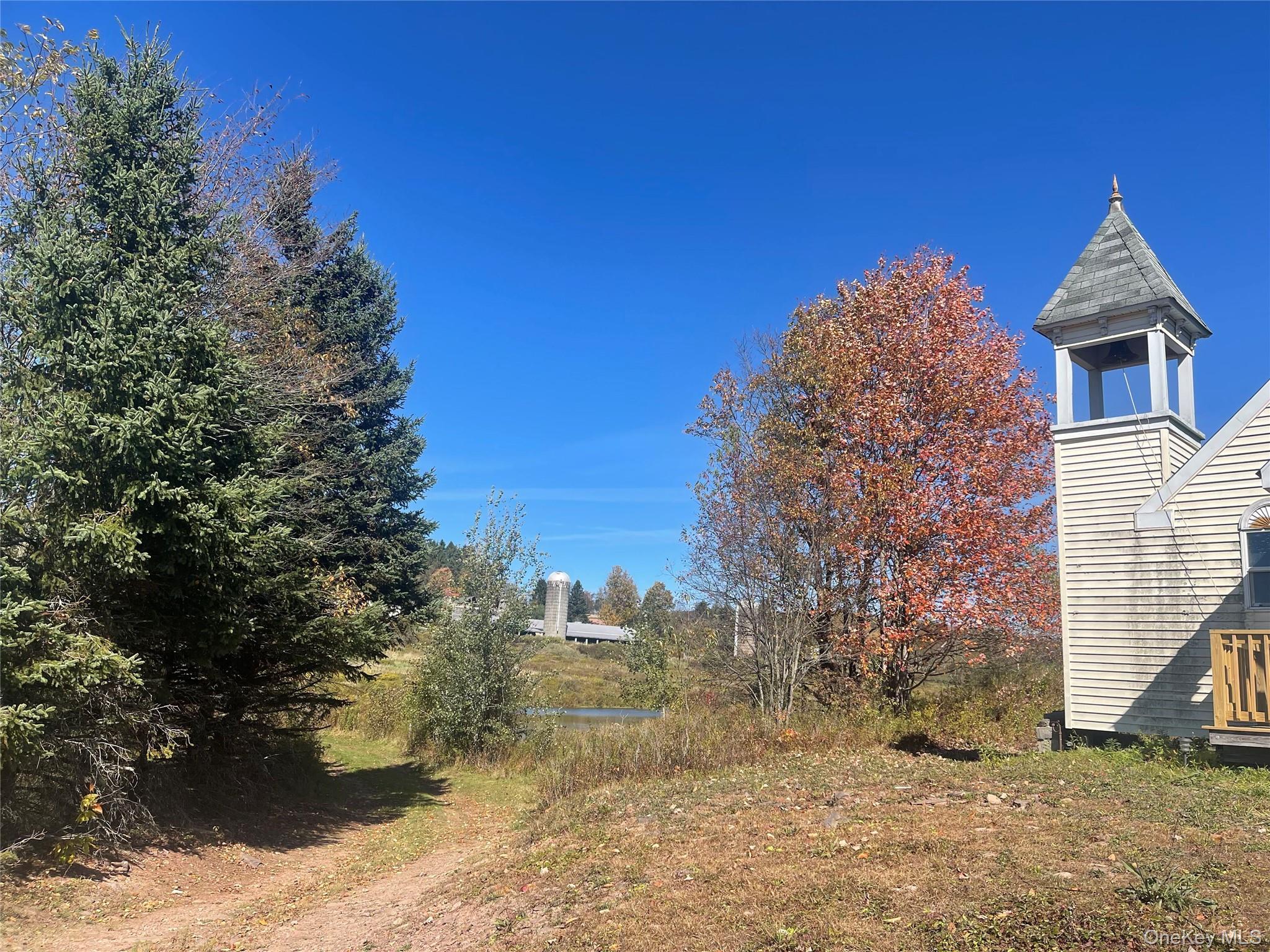 2614 Turnpike Road Property Photo 44