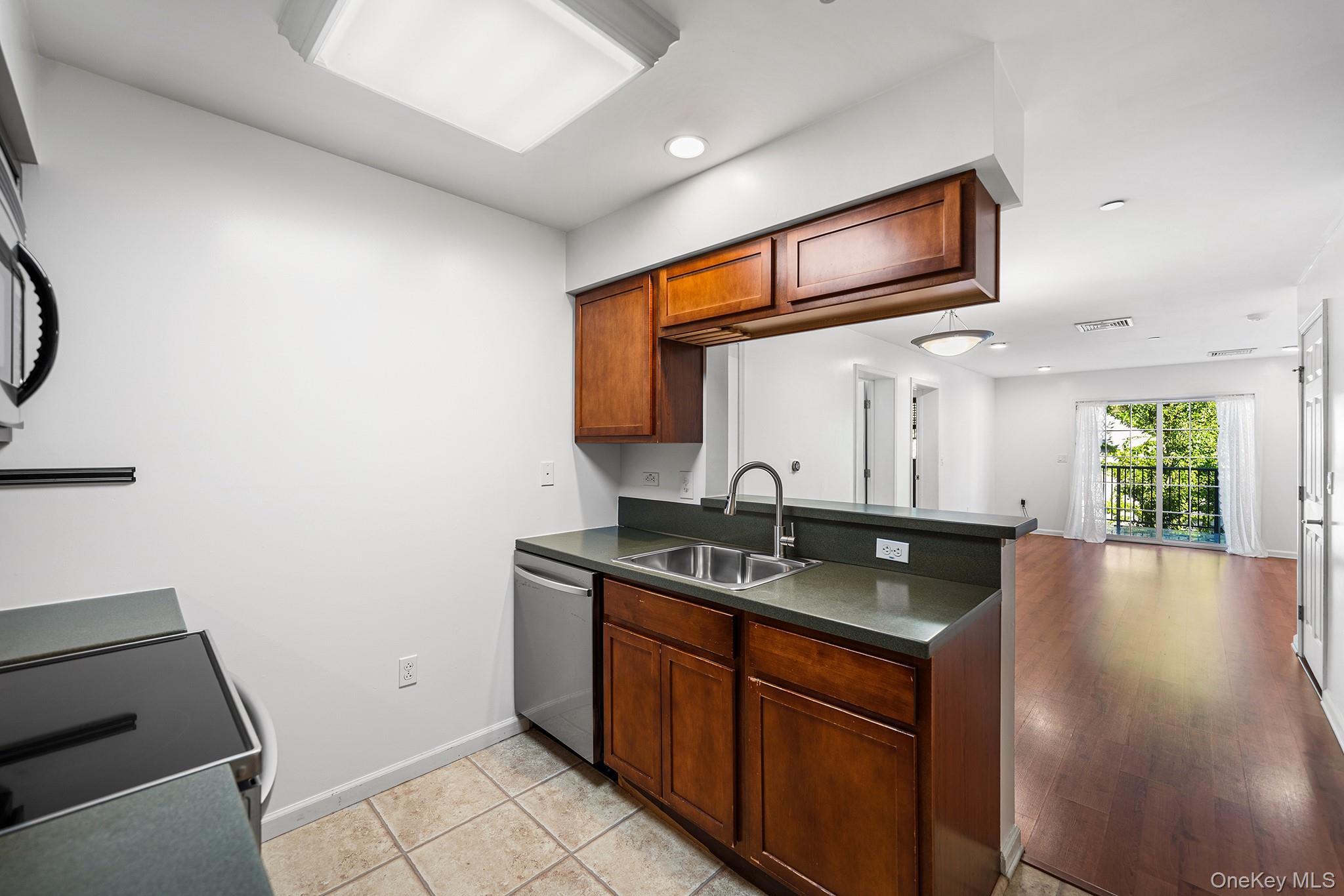 5 Minerva Place 2c Property Photo 13