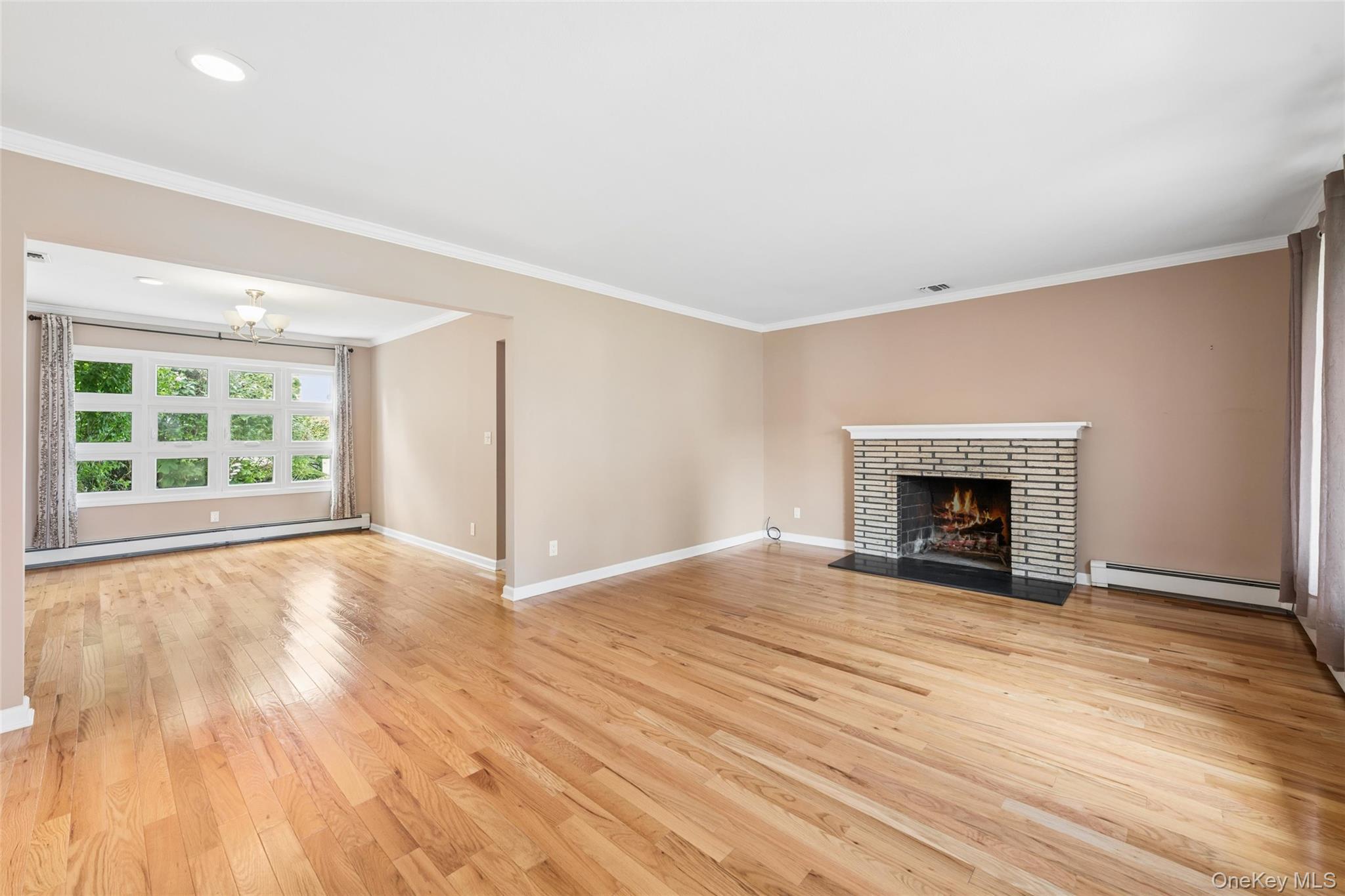 279 E Shore Drive Property Photo 8