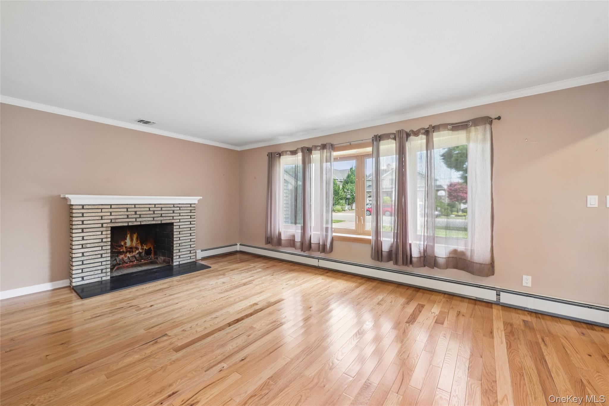 279 E Shore Drive Property Photo 9
