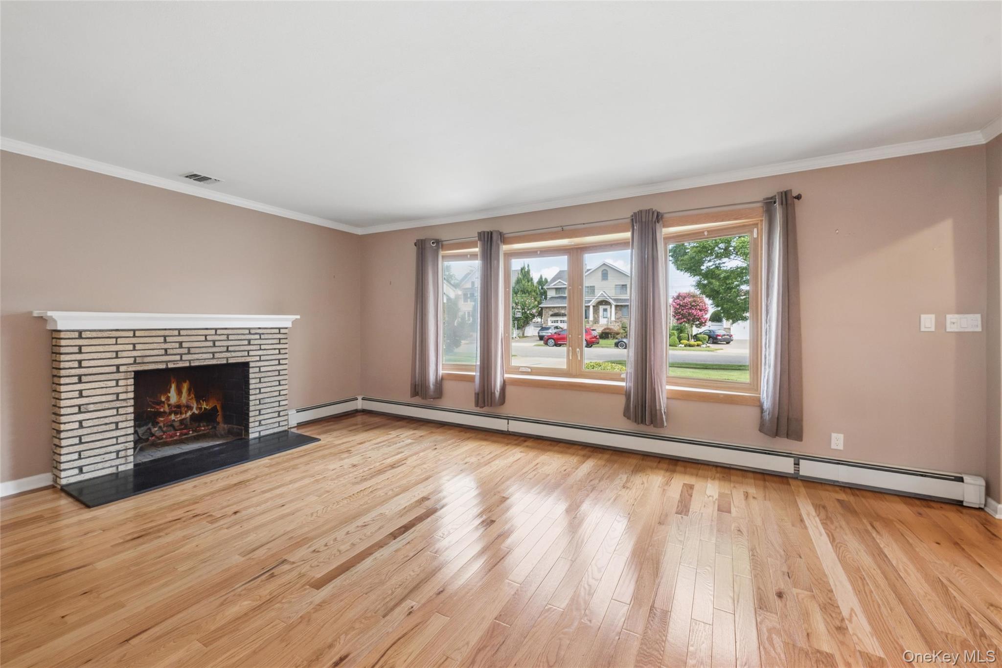 279 E Shore Drive Property Photo 10