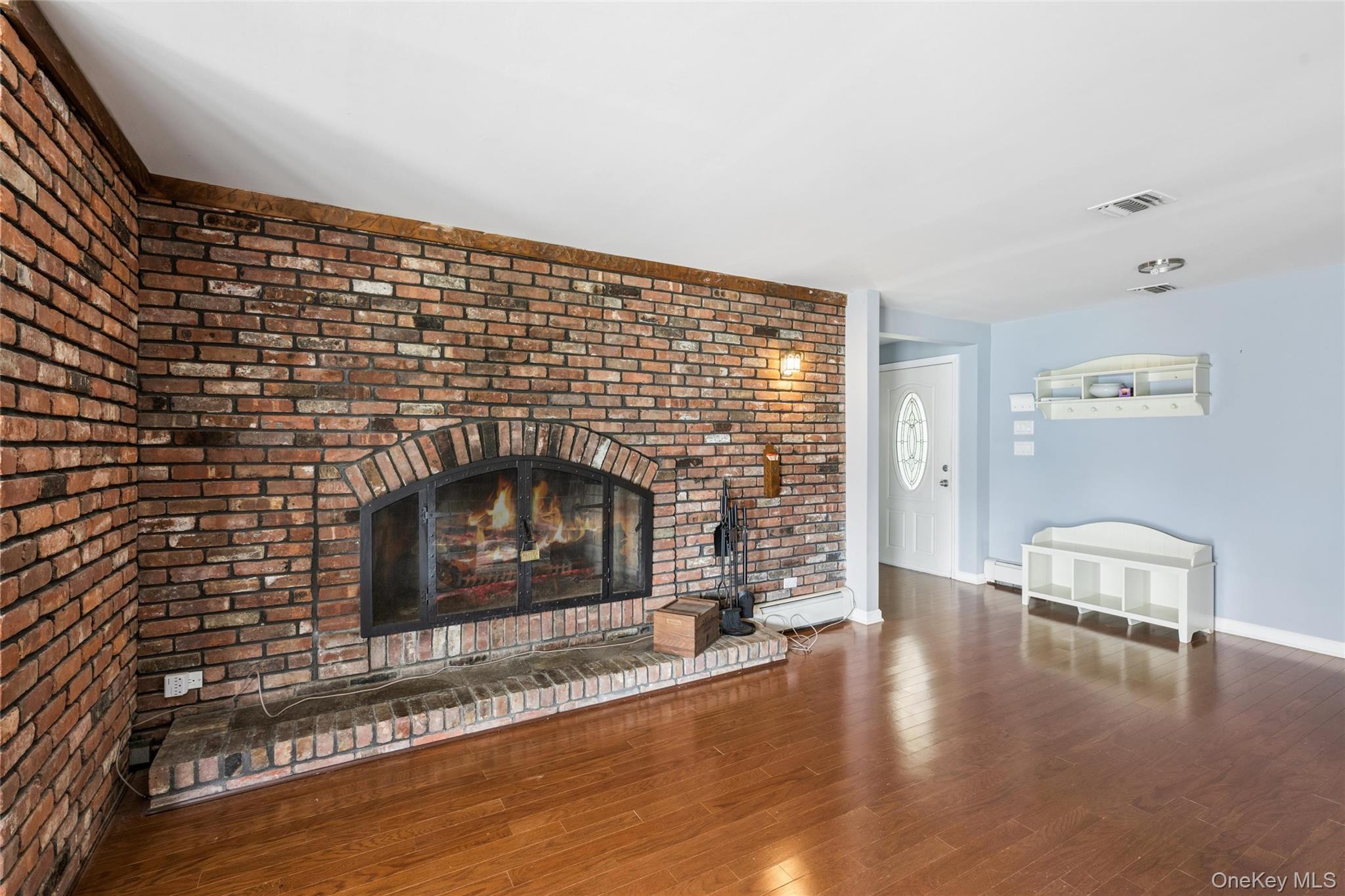 279 E Shore Drive Property Photo 14