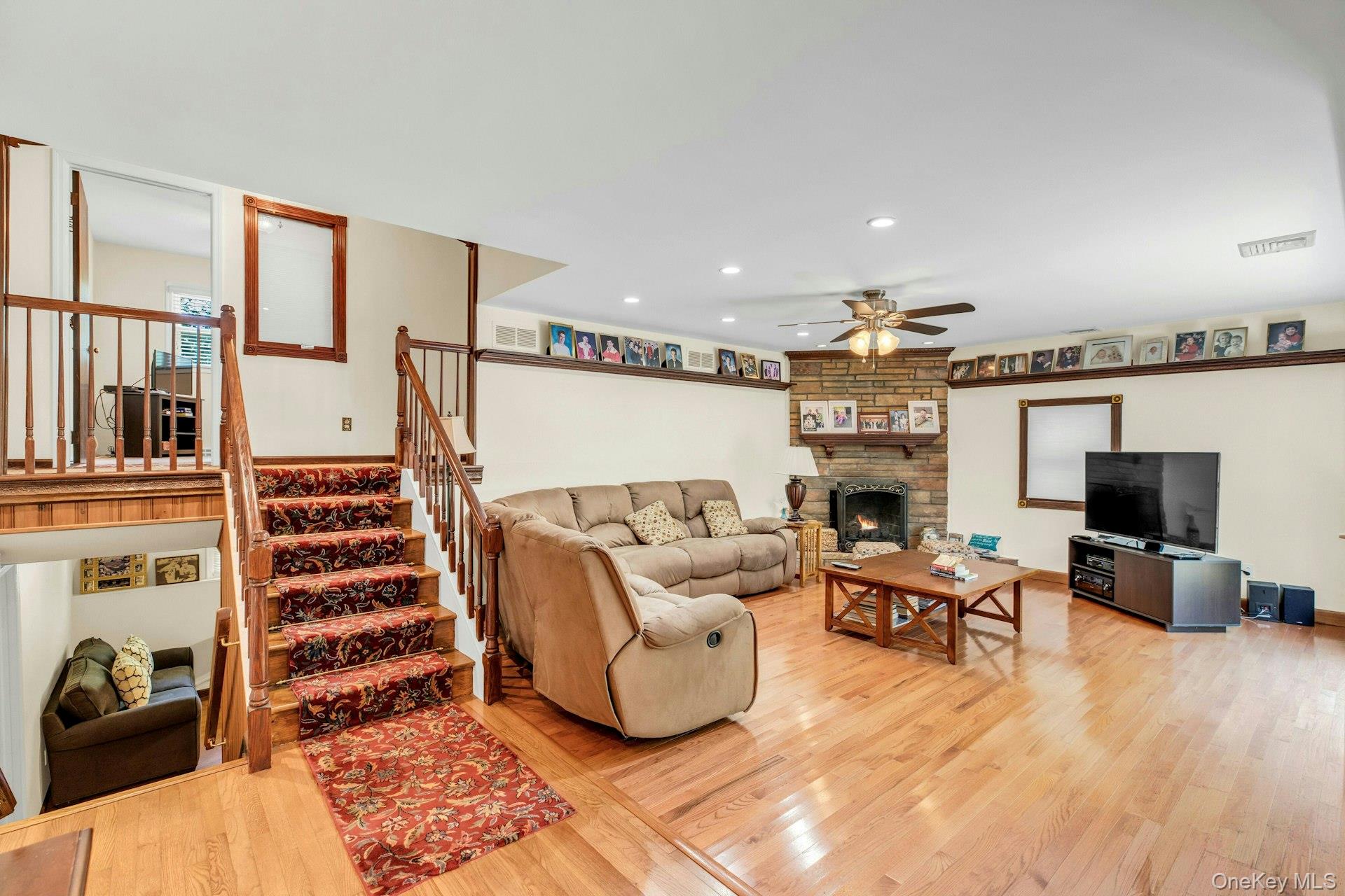 29 Columbine Avenue Property Photo 5