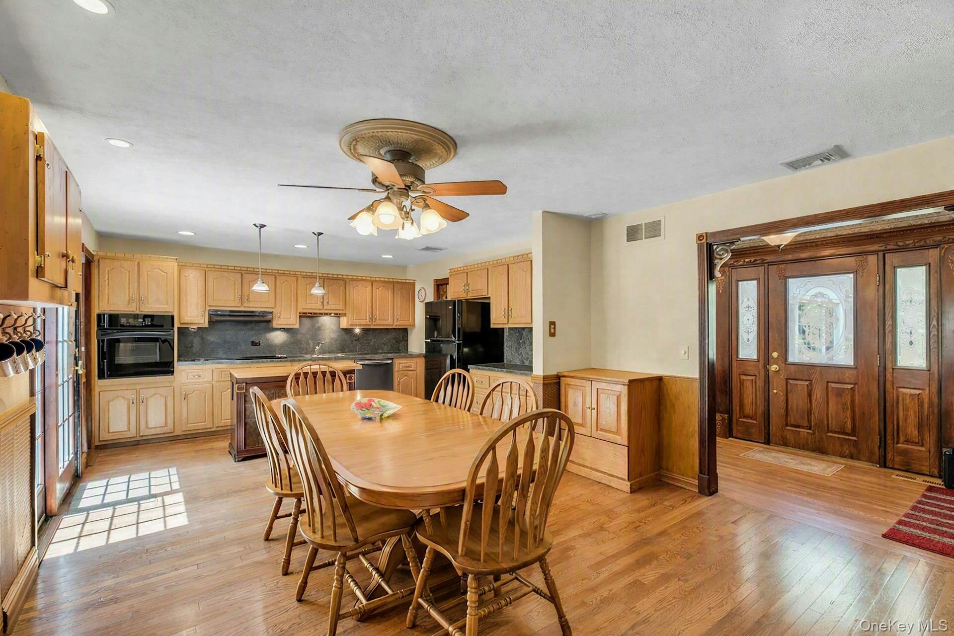 29 Columbine Avenue Property Photo 19