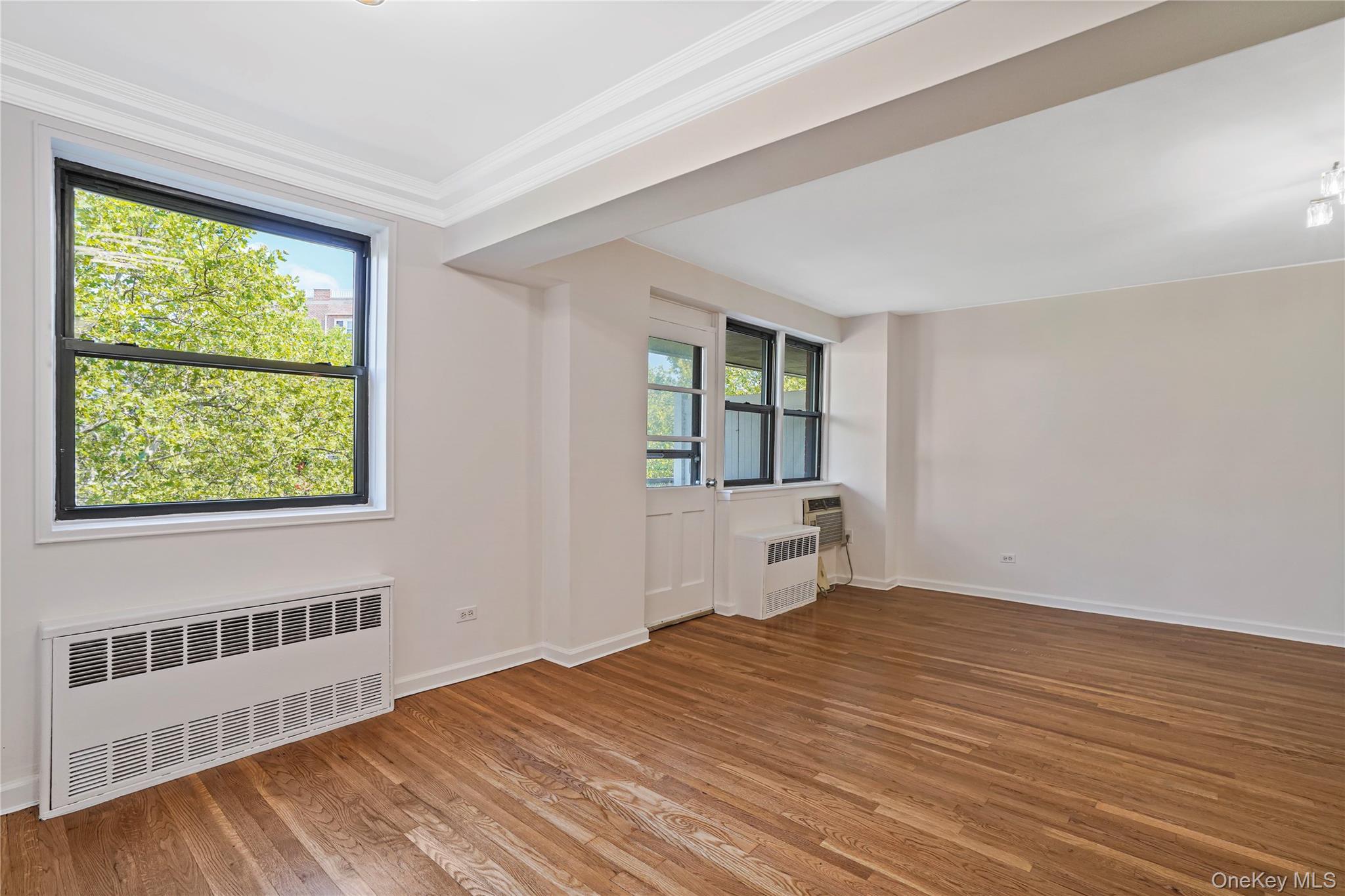 84-10 153rd Avenue 3l Property Photo 16