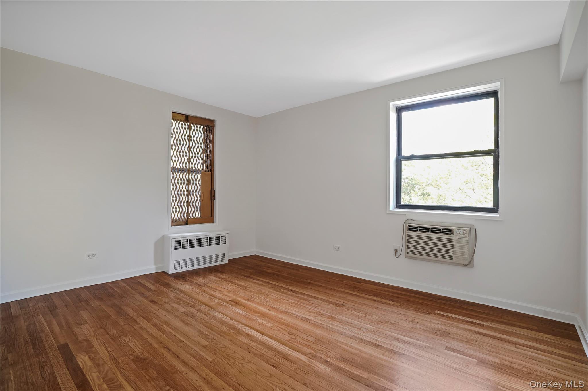 84-10 153rd Avenue 3l Property Photo 17