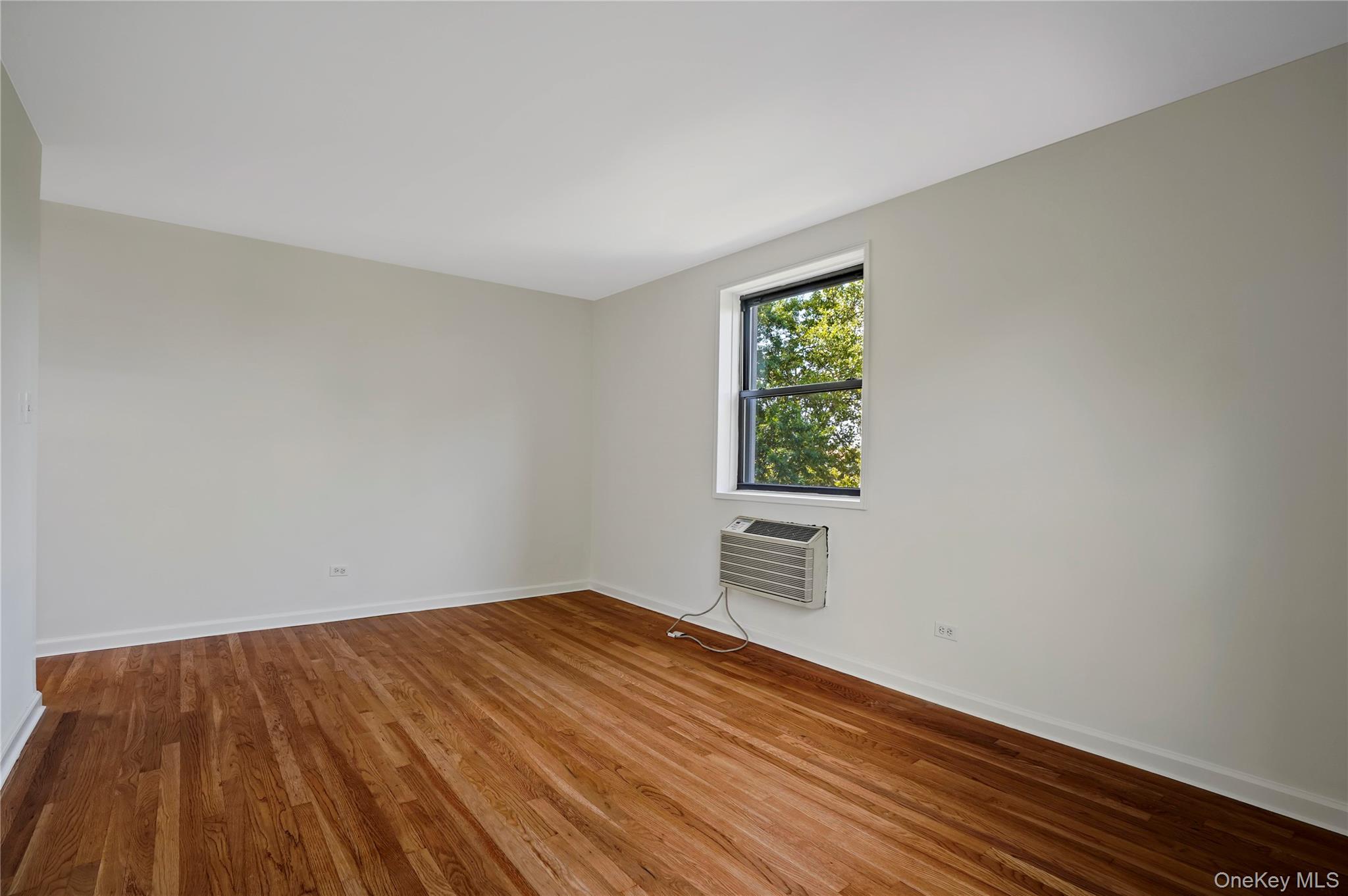 84-10 153rd Avenue 3l Property Photo 22