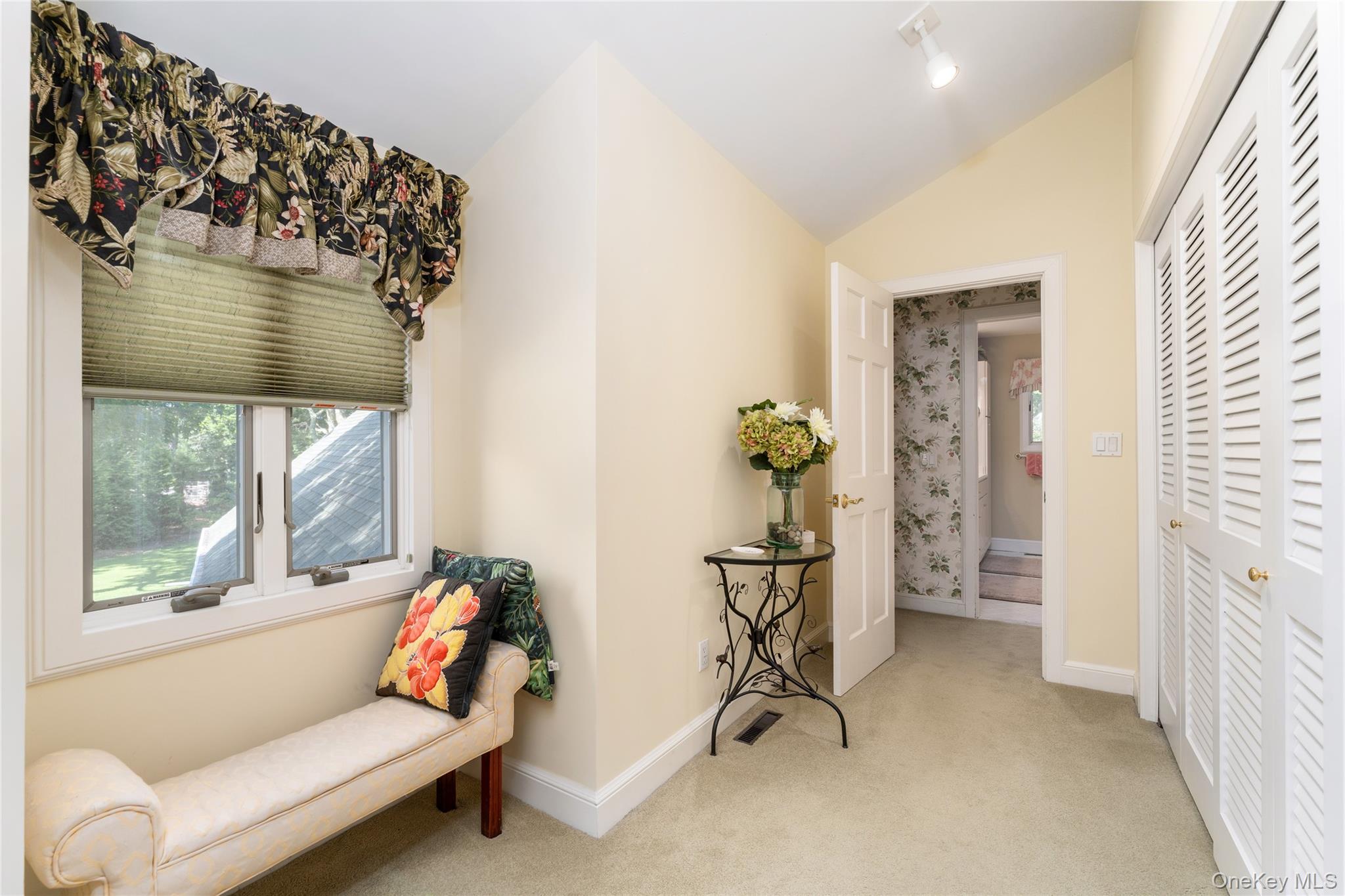 21 Bay Avenue Property Photo 29