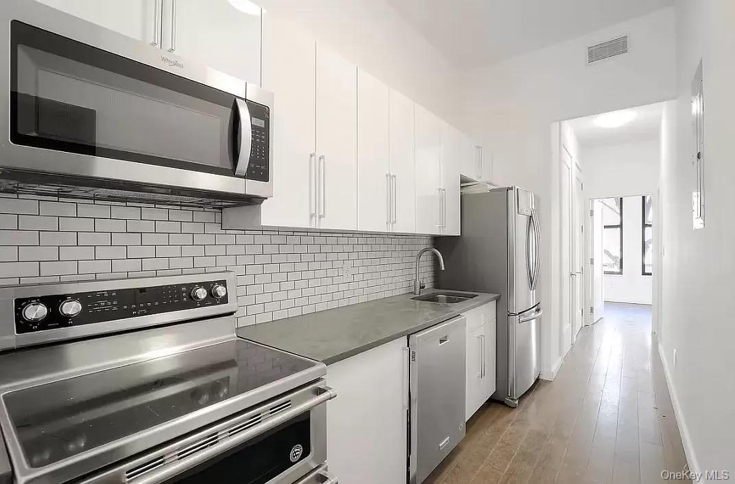 286 W 137th Street Property Photo 5