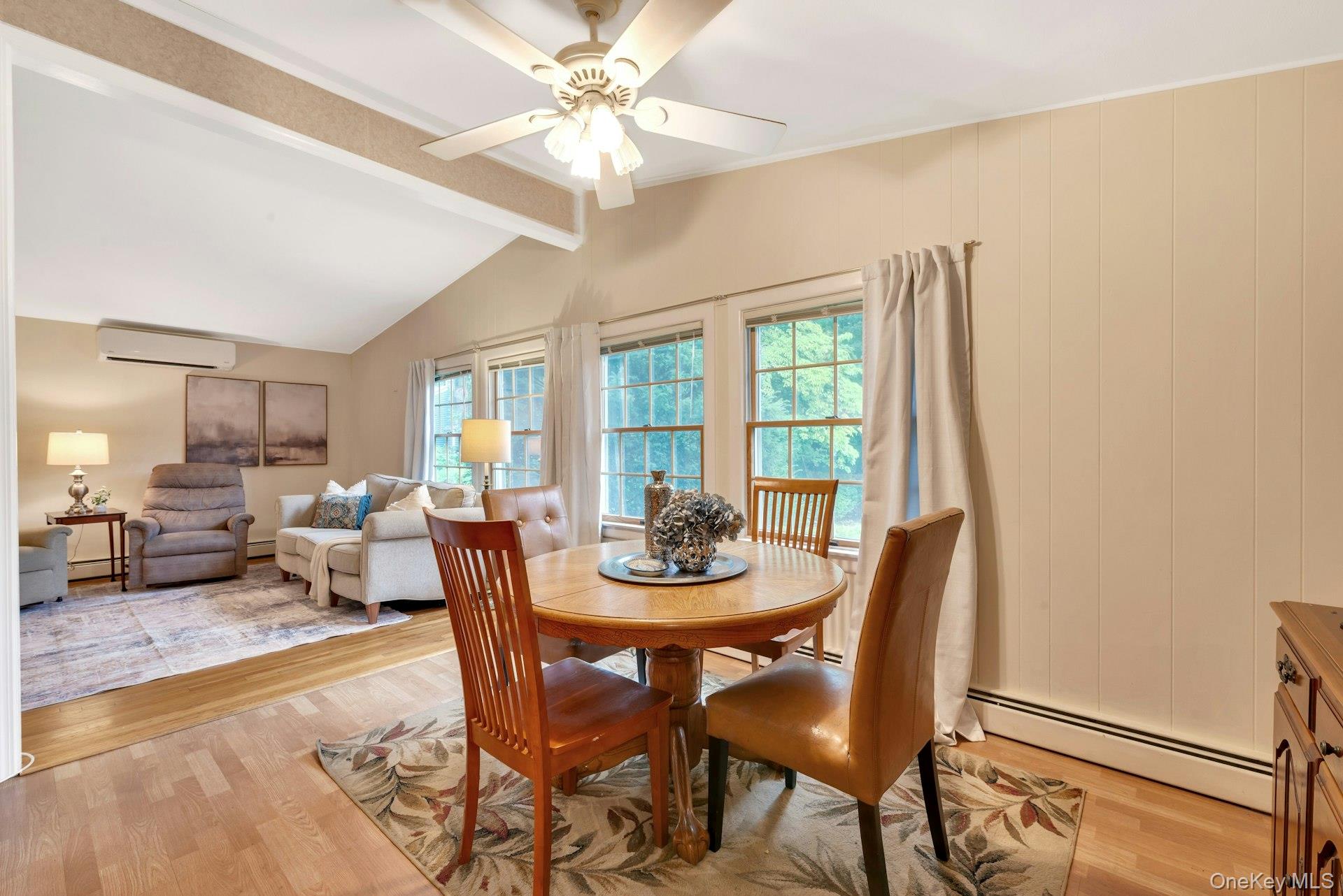 34 Crestwood Lane Property Photo 8