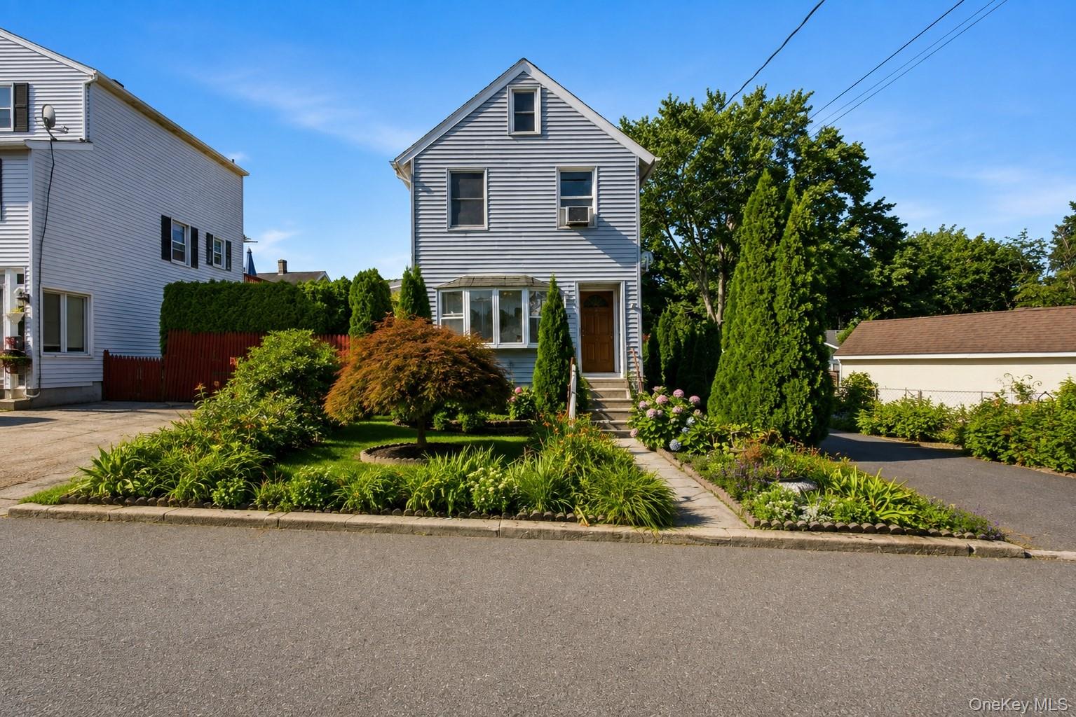 236 Husted Street Property Photo 1