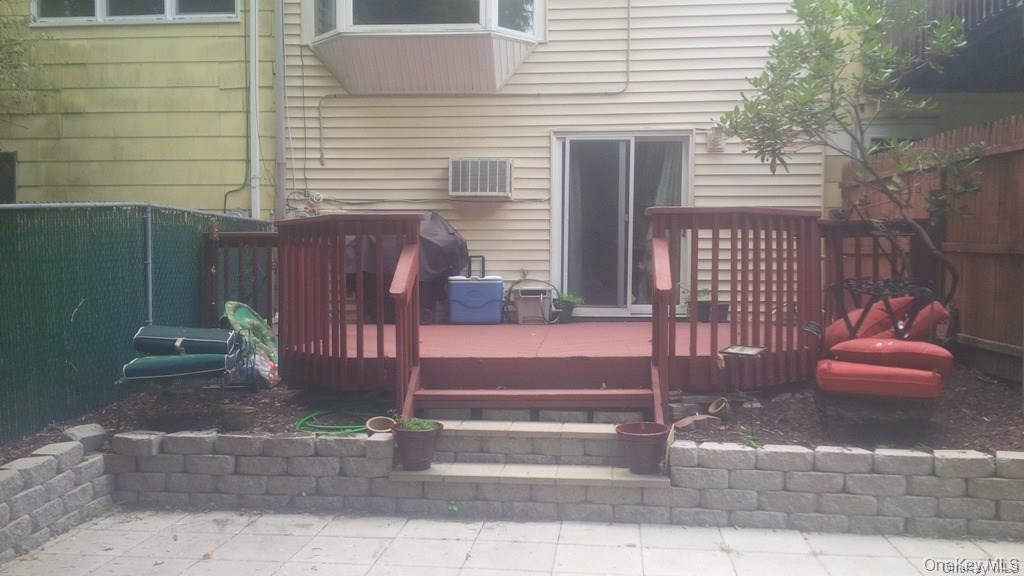 60 Halgren Crescent Property Photo 3