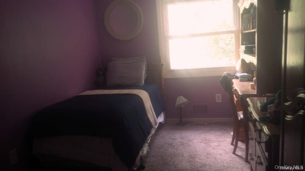 60 Halgren Crescent Property Photo 9