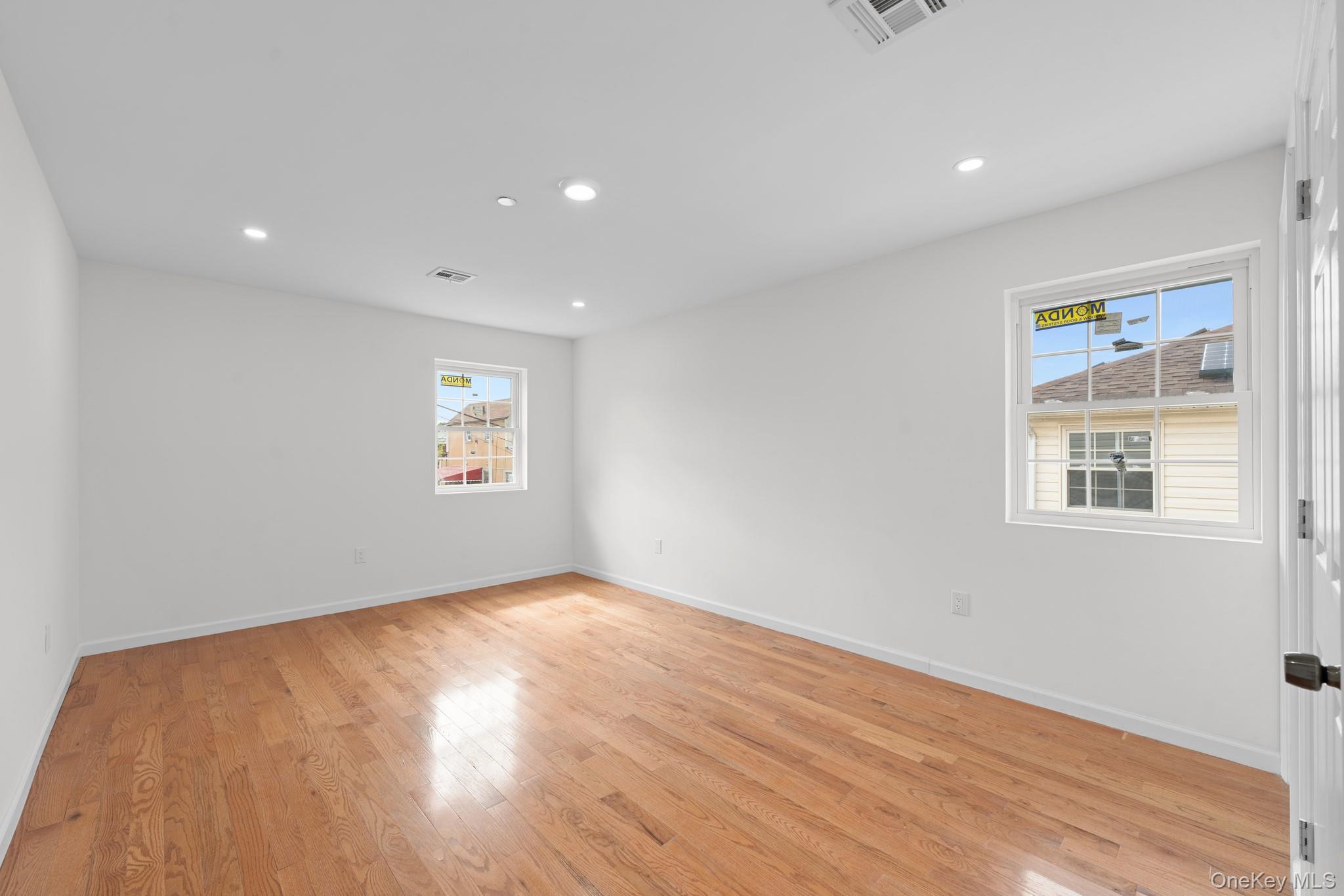 11620 145th Street Property Photo 5