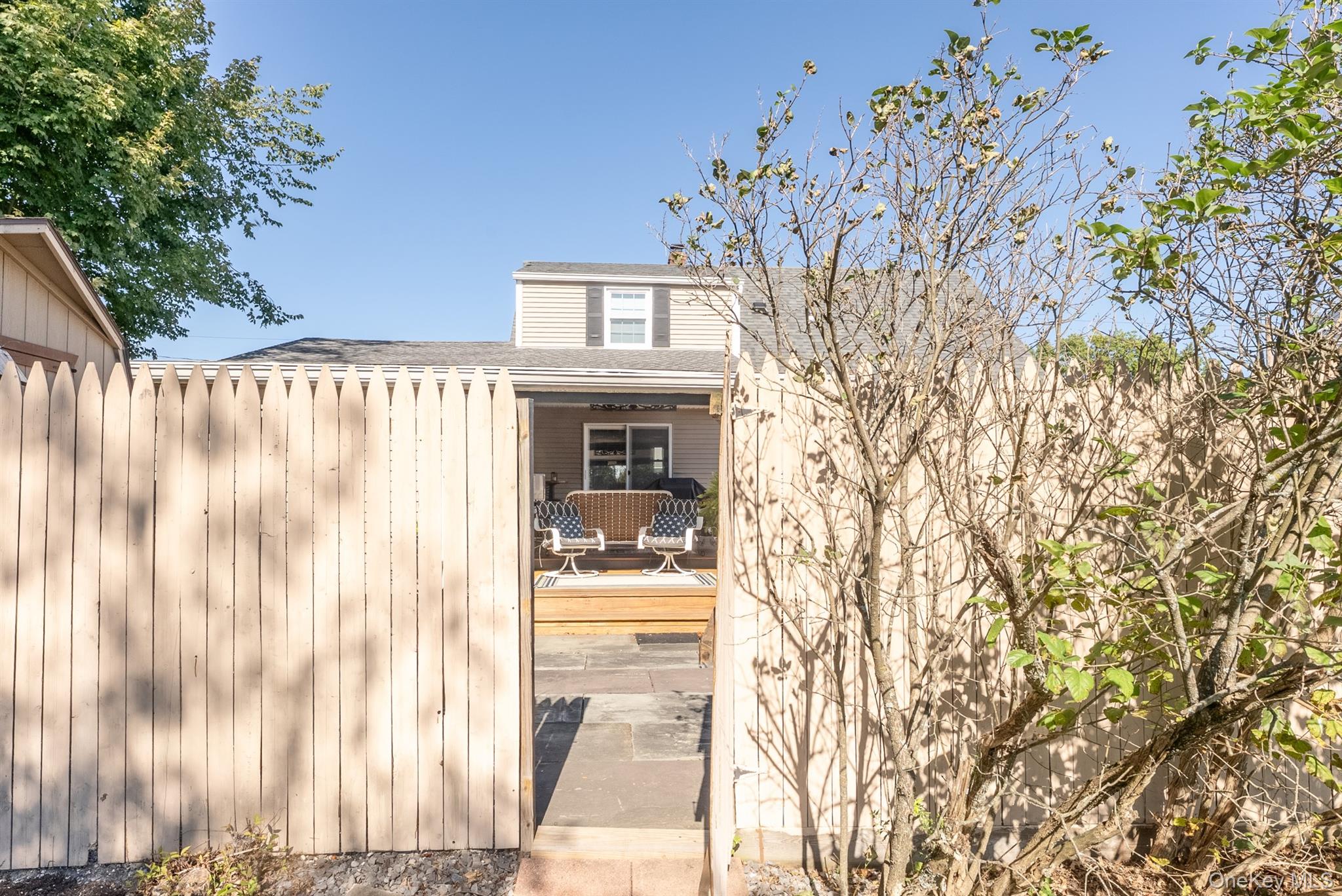 10 Lipton Street Property Photo 12