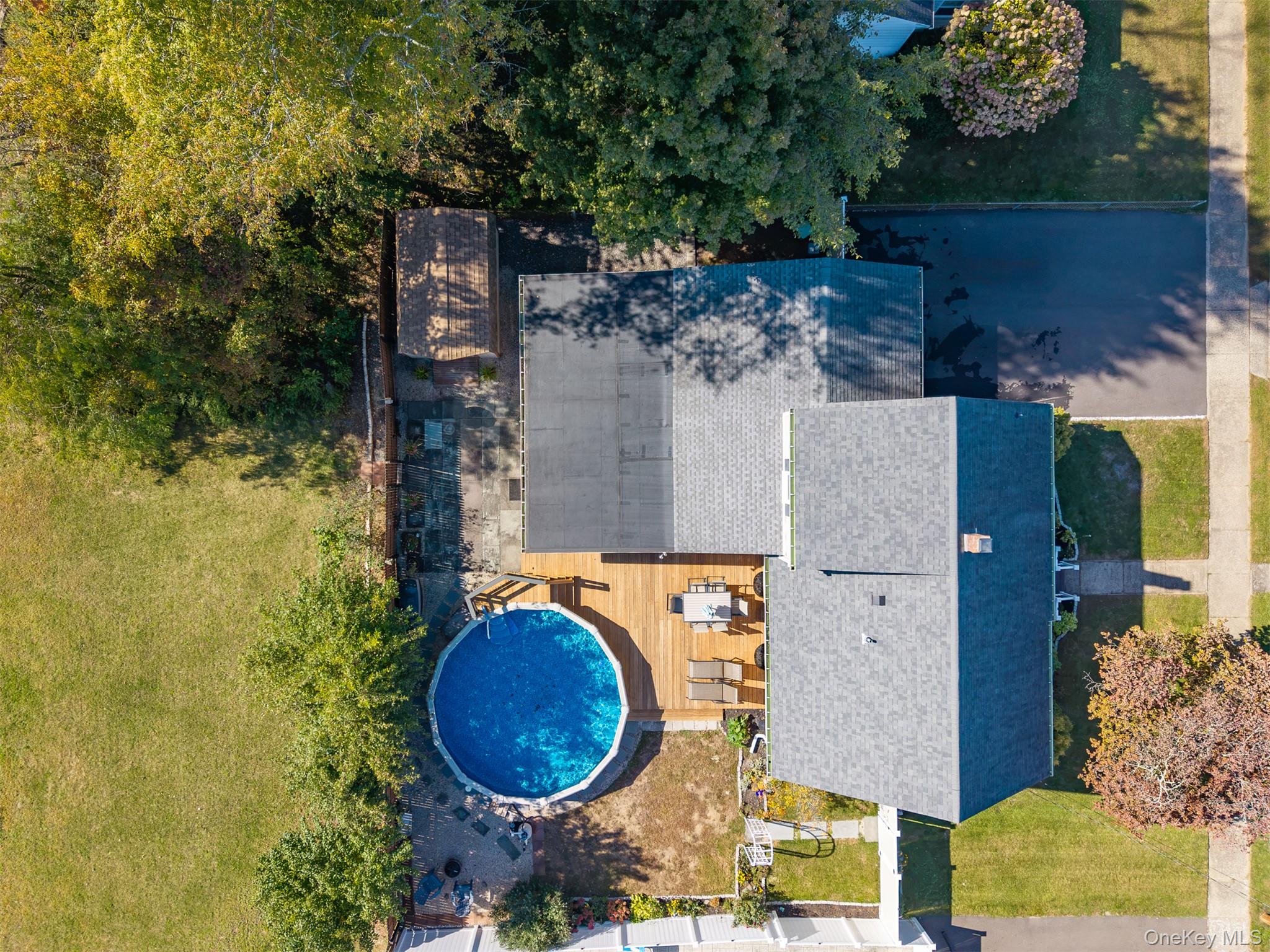 10 Lipton Street Property Photo 45