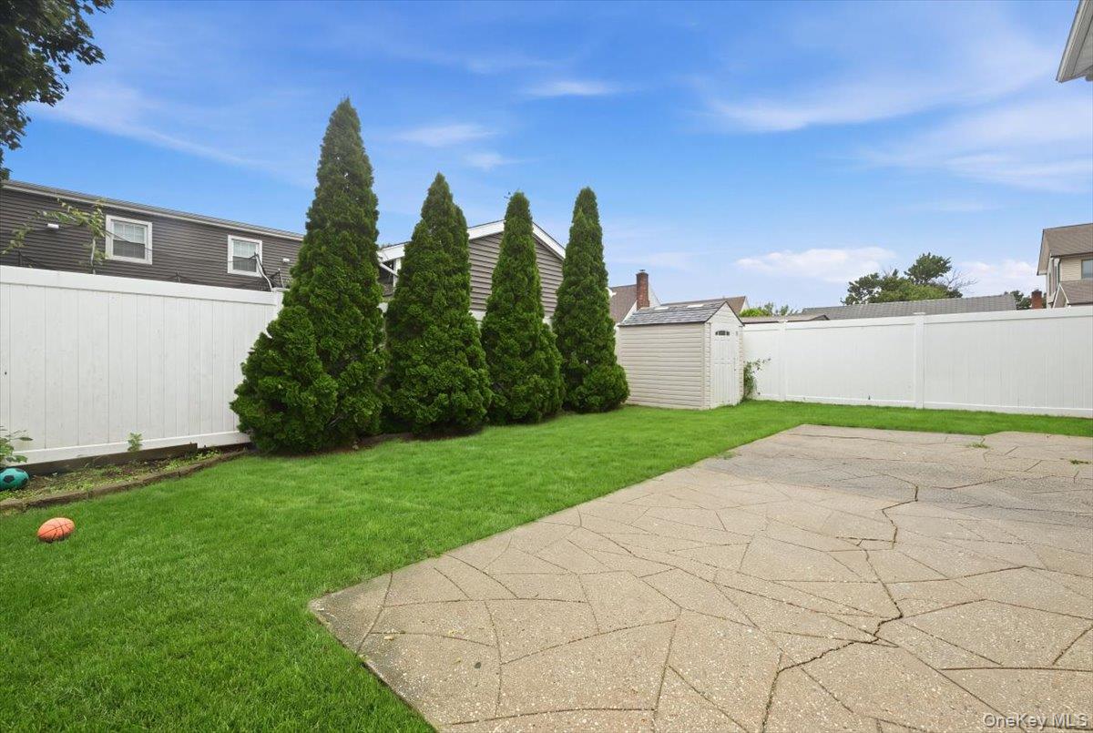 116 Elm Street Property Photo 23