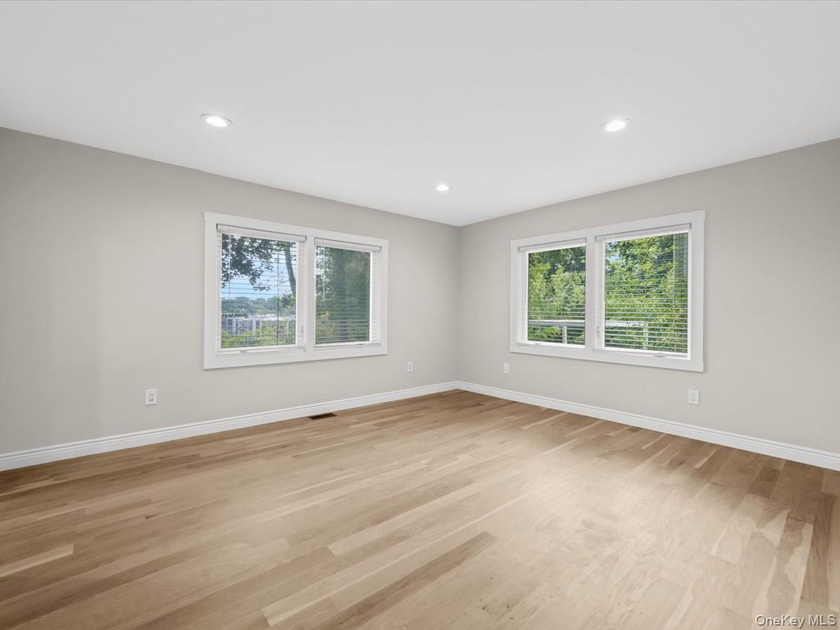 10 W Terrace Road Property Photo 10