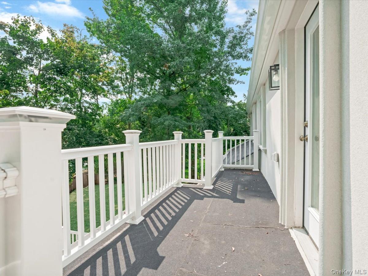 10 W Terrace Road Property Photo 21