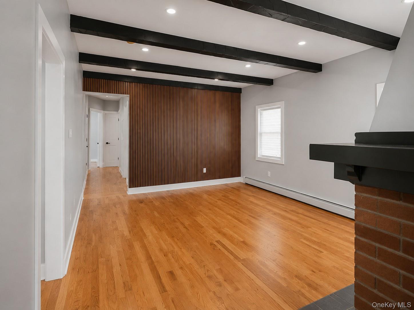 11588 220th Street Property Photo 9