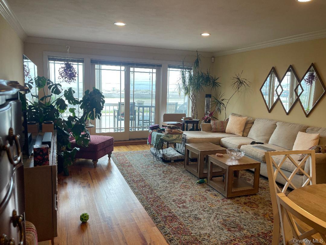 329 W Broadway Property Photo 3