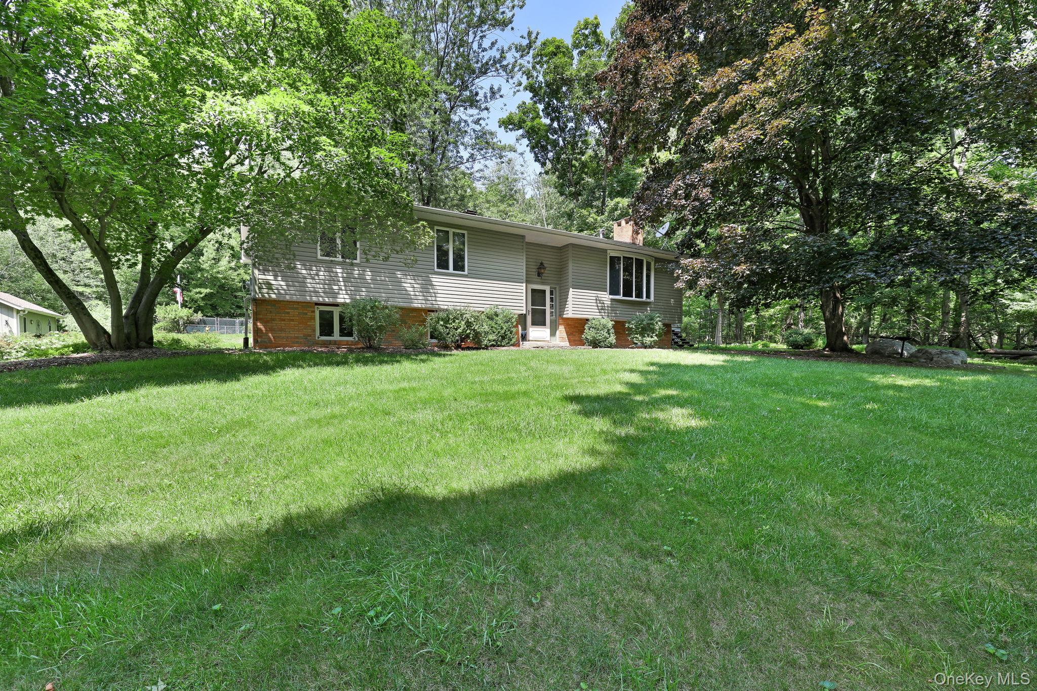 2333 Mountain Road Property Photo 2