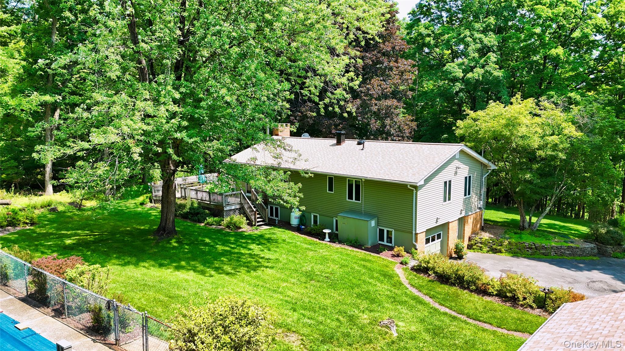 2333 Mountain Road Property Photo 4