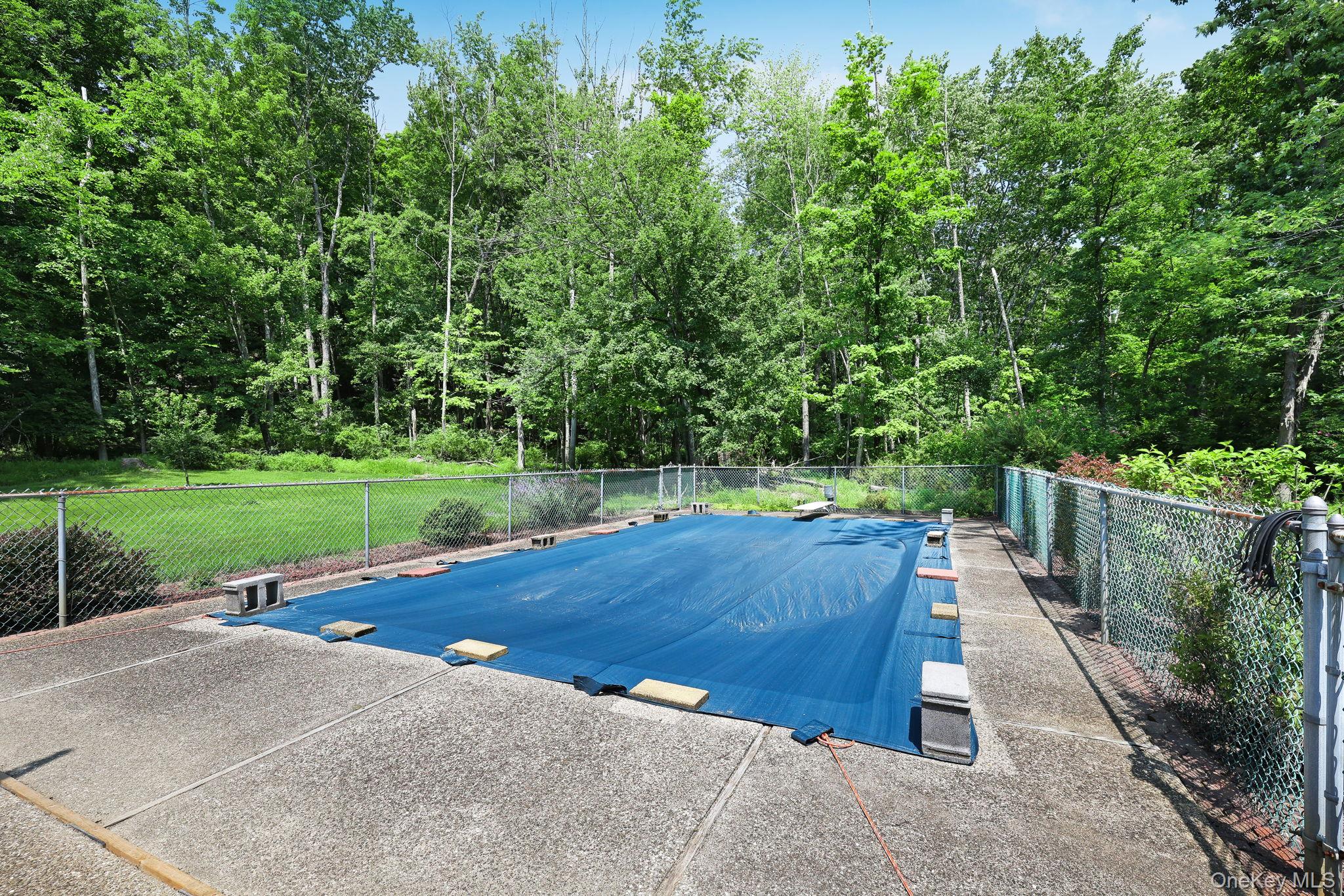 2333 Mountain Road Property Photo 11