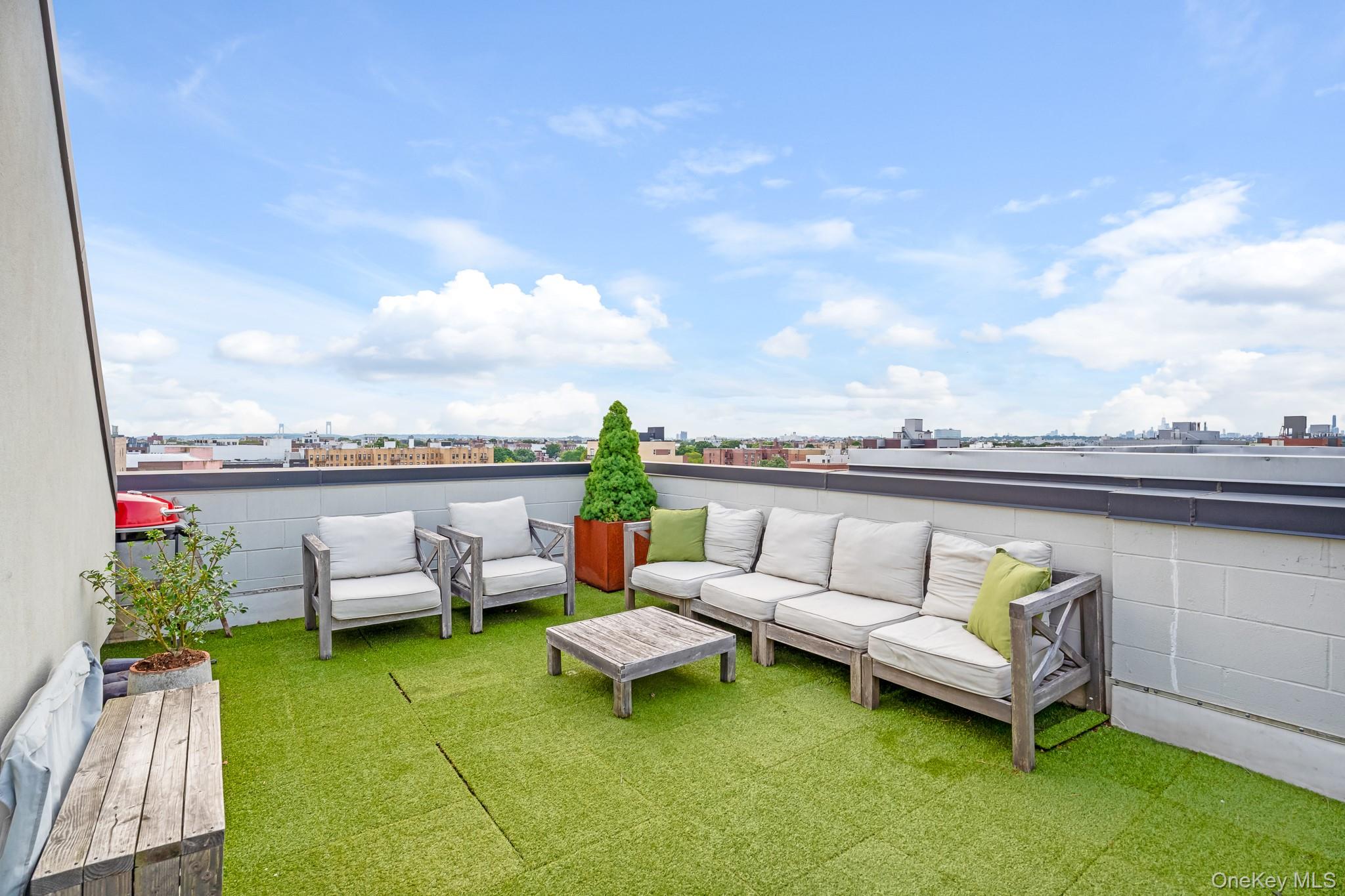 2128 Ocean Avenue 9d Property Photo 10