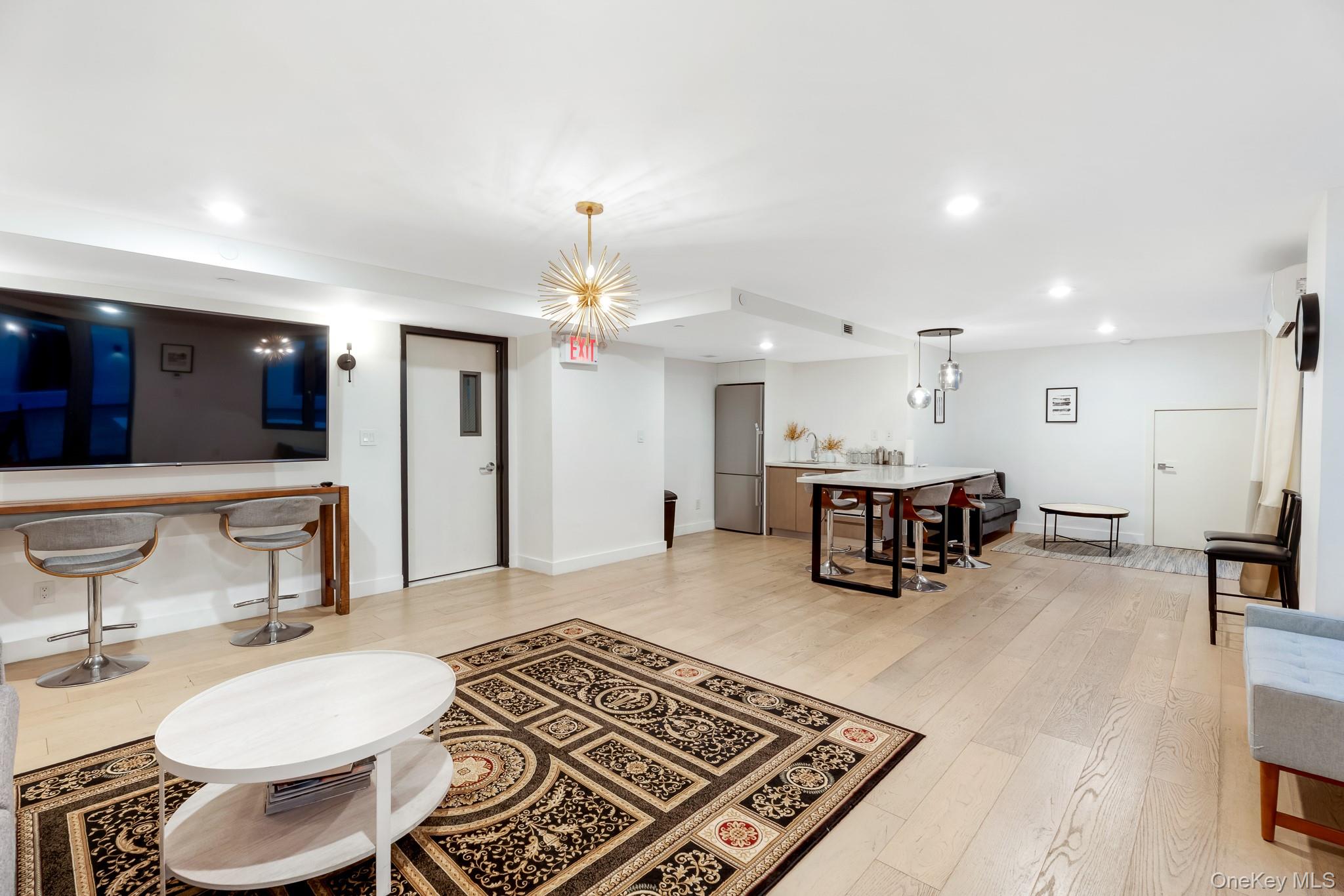 2128 Ocean Avenue 9d Property Photo 15