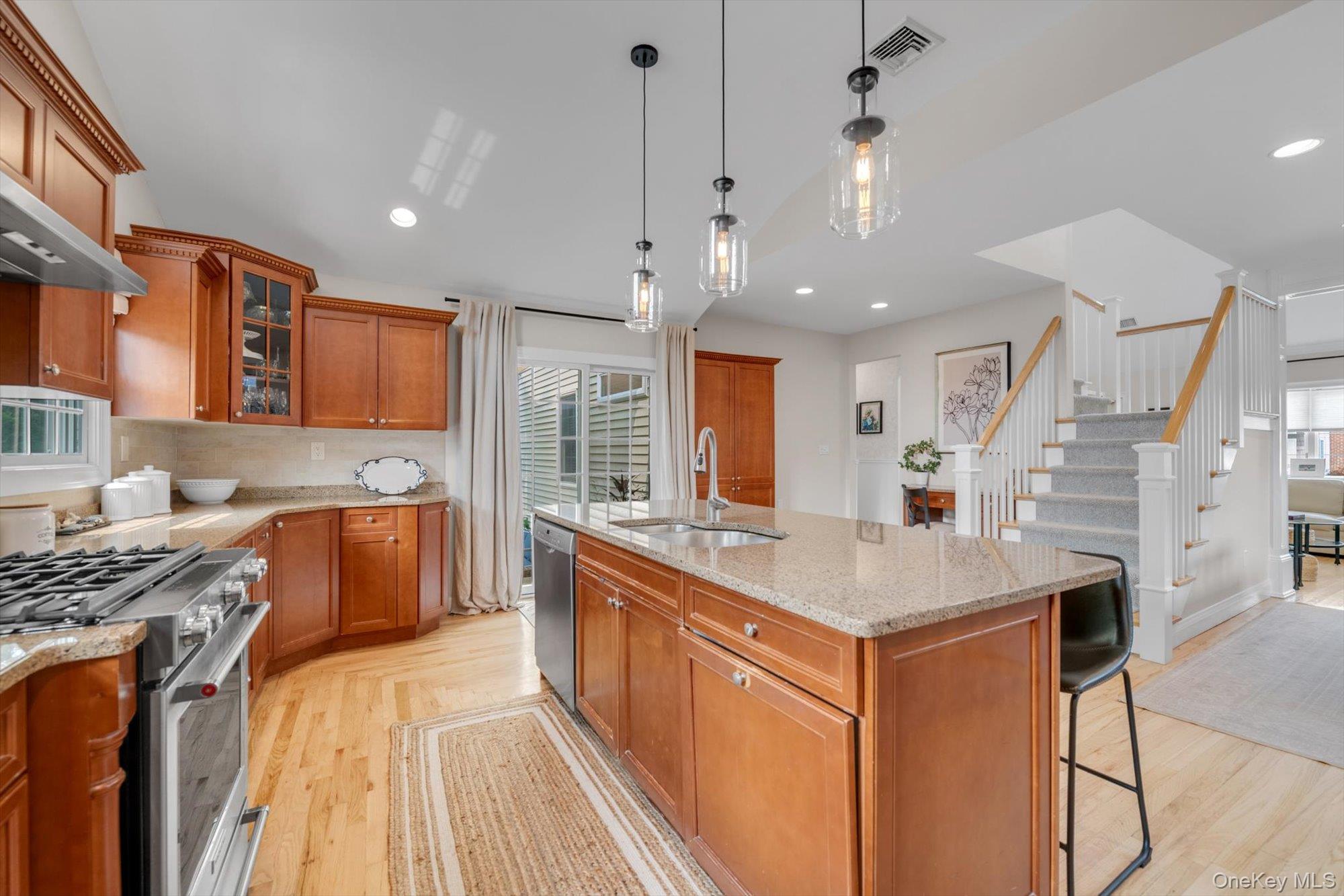 15 James Avenue Property Photo 8
