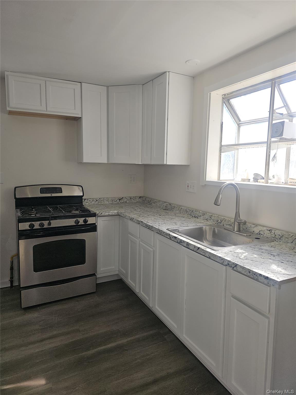 84 State Avenue Property Photo 4