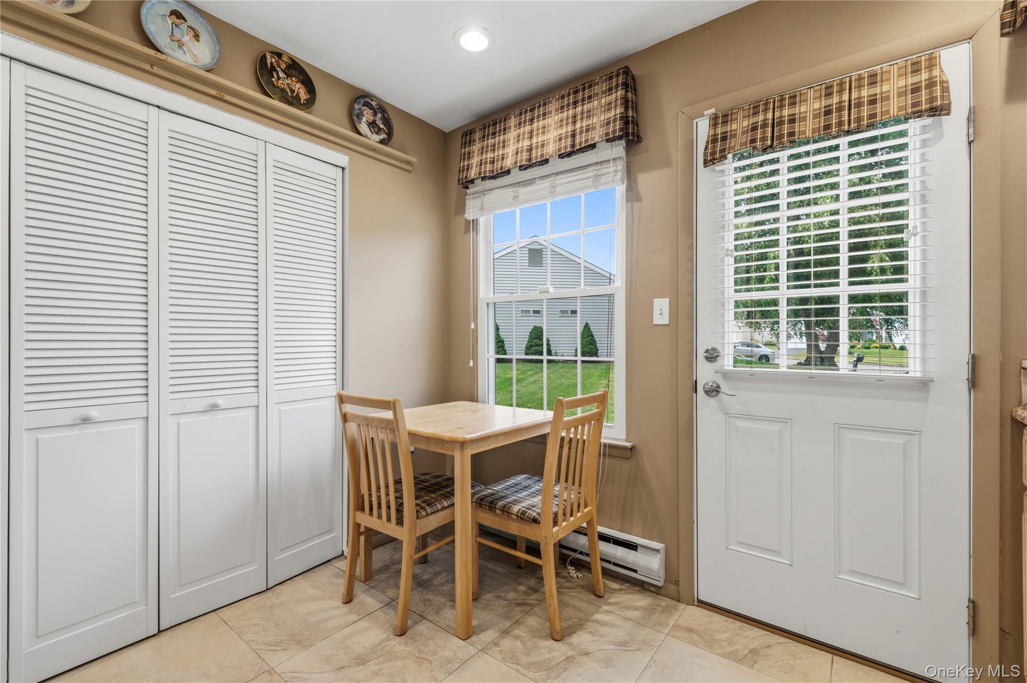 7 Avon Court Property Photo 8