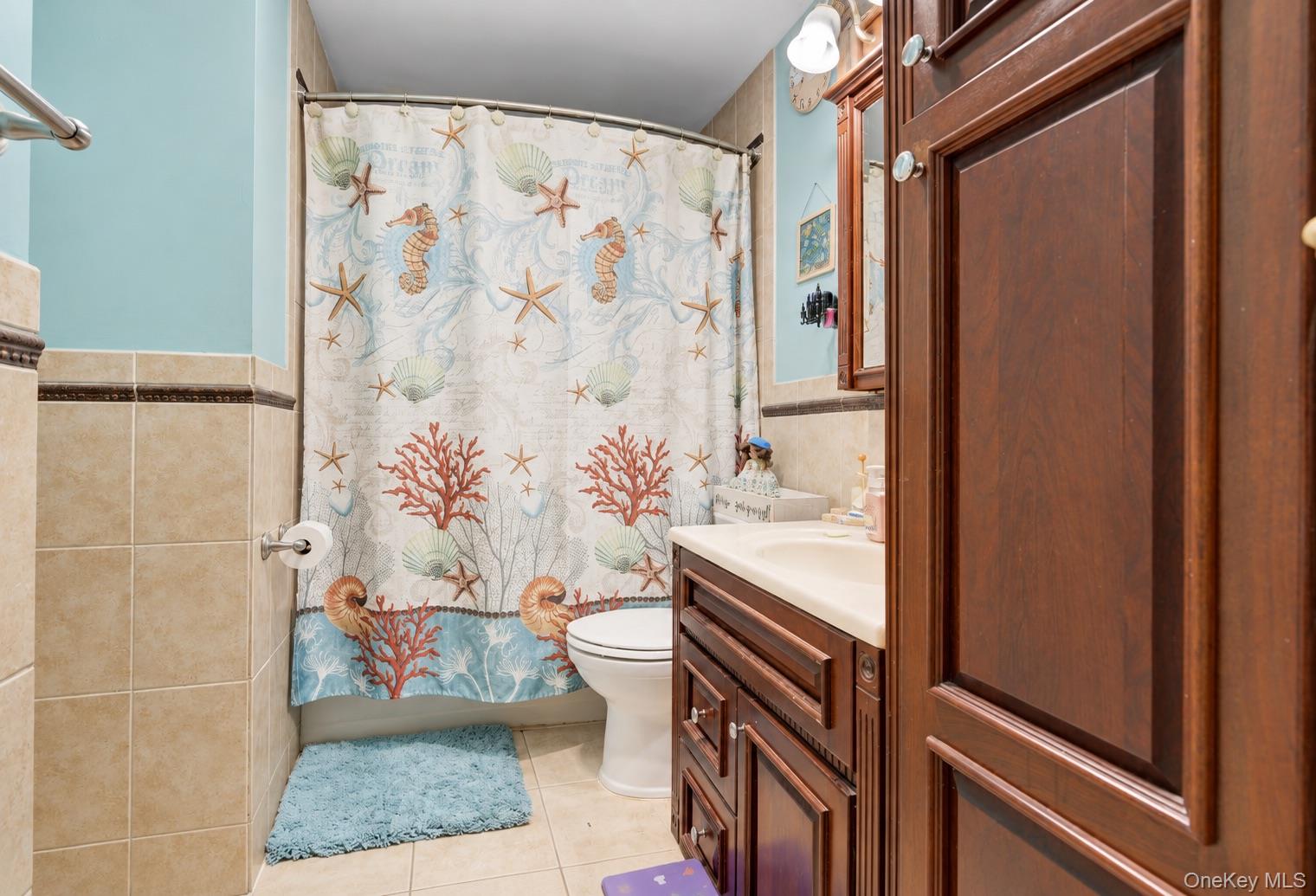 4065 Broadway Property Photo 6