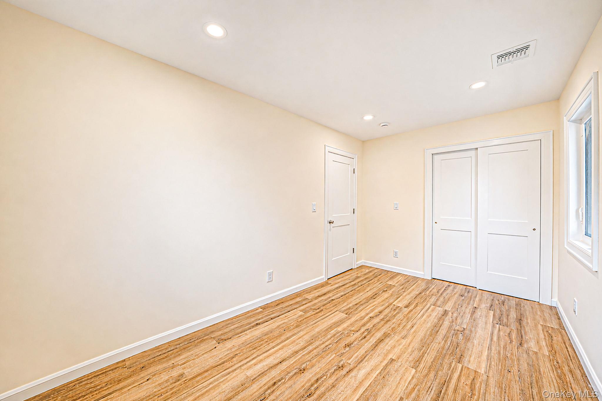 13 Graham Place Property Photo 16