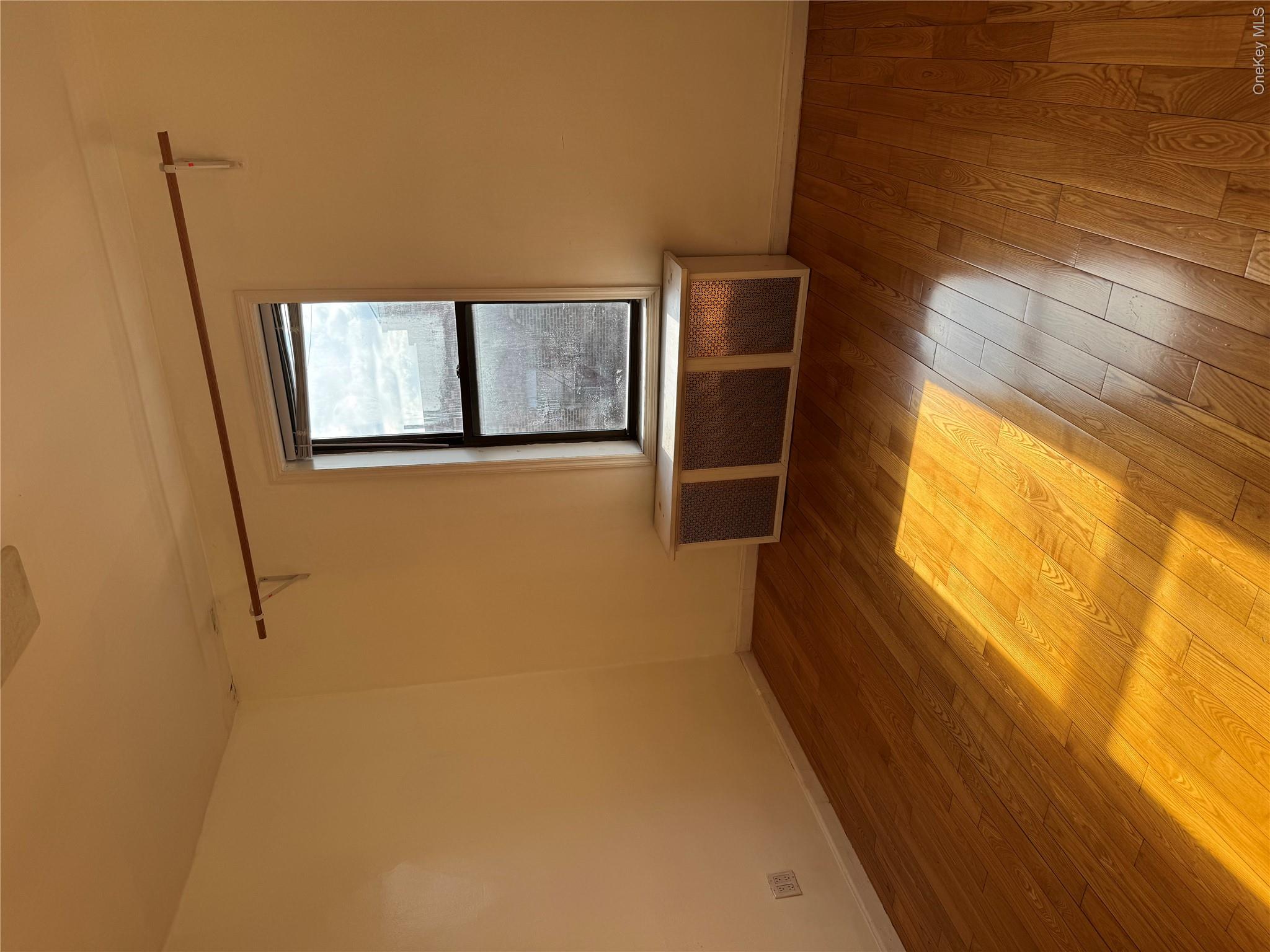 2925 Matthews Avenue 6h Property Photo 9