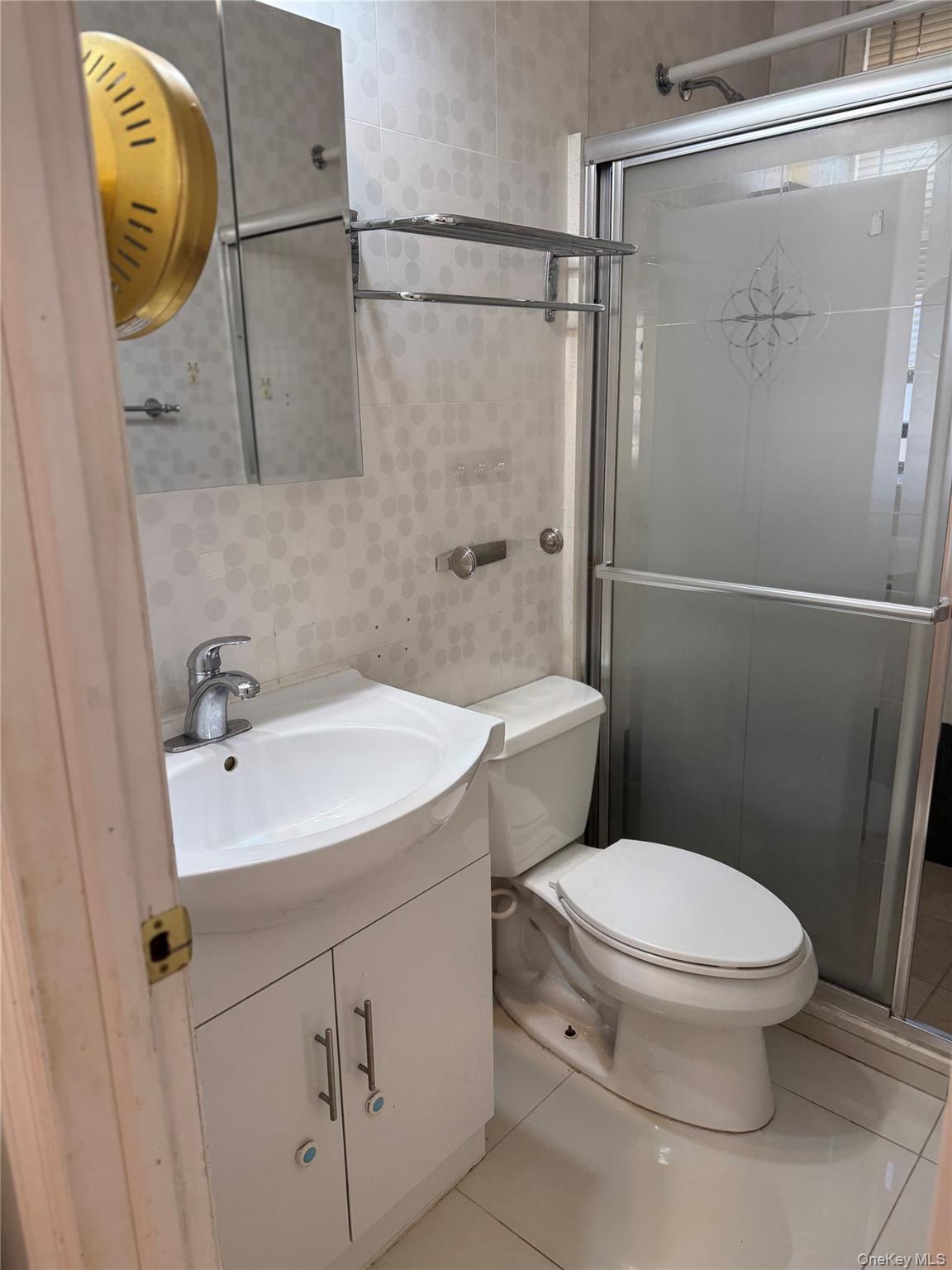 2925 Matthews Avenue 6h Property Photo 16