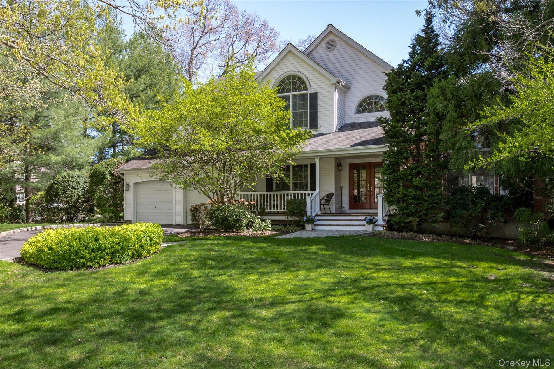 1 Fox Hollow Court Property Photo 4