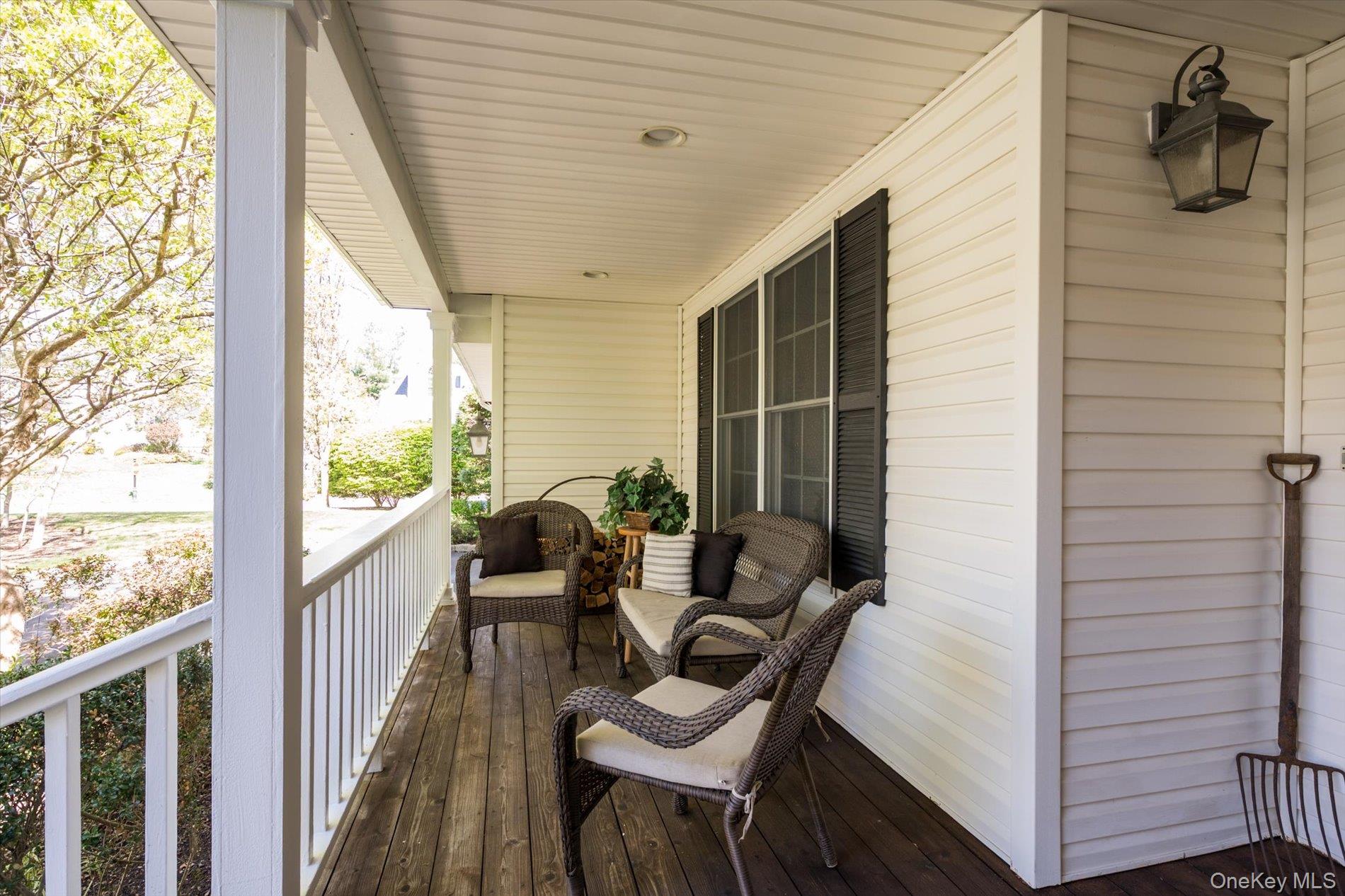 1 Fox Hollow Court Property Photo 6