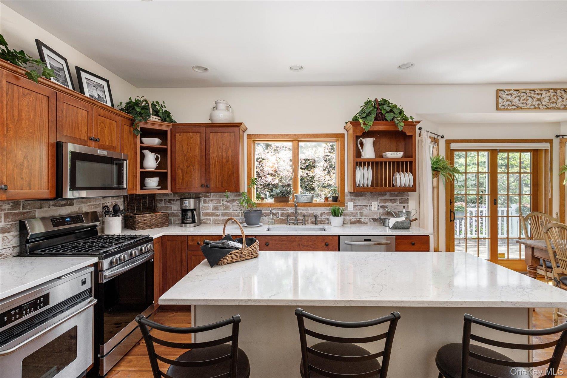 1 Fox Hollow Court Property Photo 16