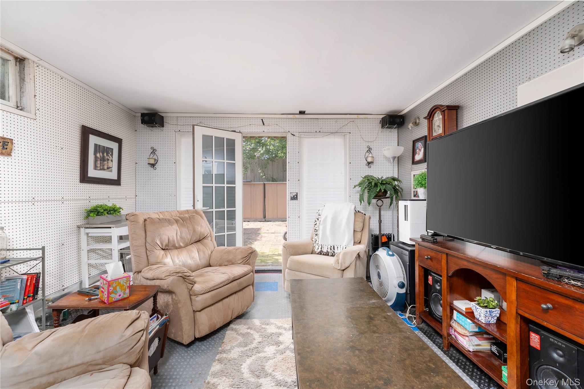 19 Washington Avenue Property Photo 19