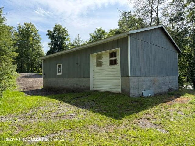 37 Beesmer Road Property Photo 4