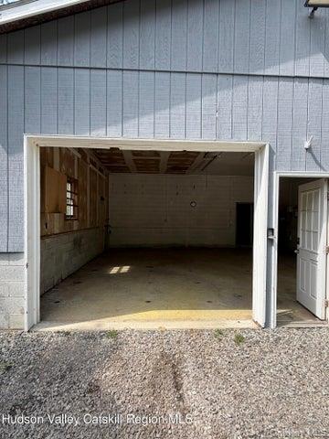 37 Beesmer Road Property Photo 9